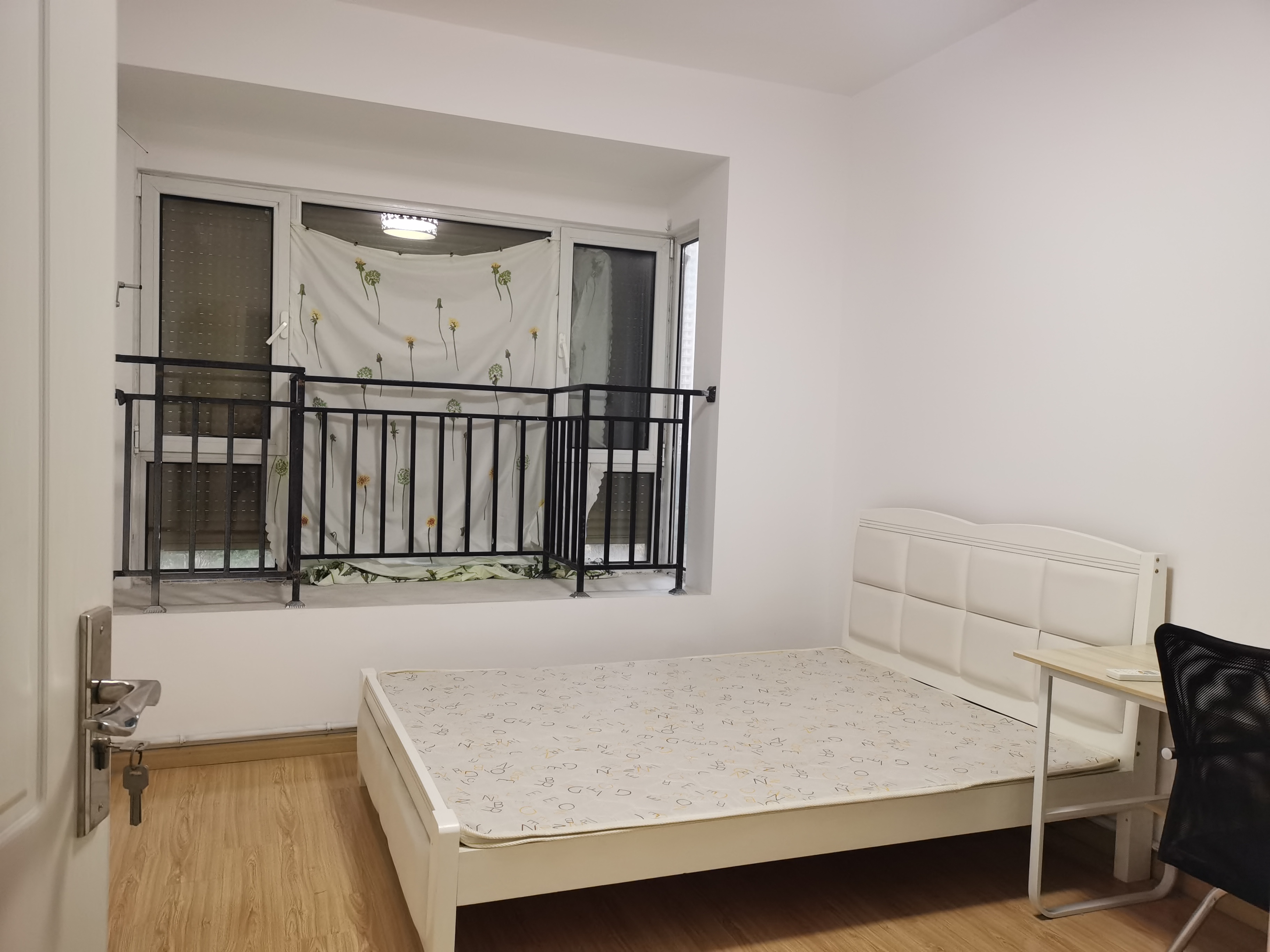 中南世纪花城三期 4室2厅2卫 138m&sup2;