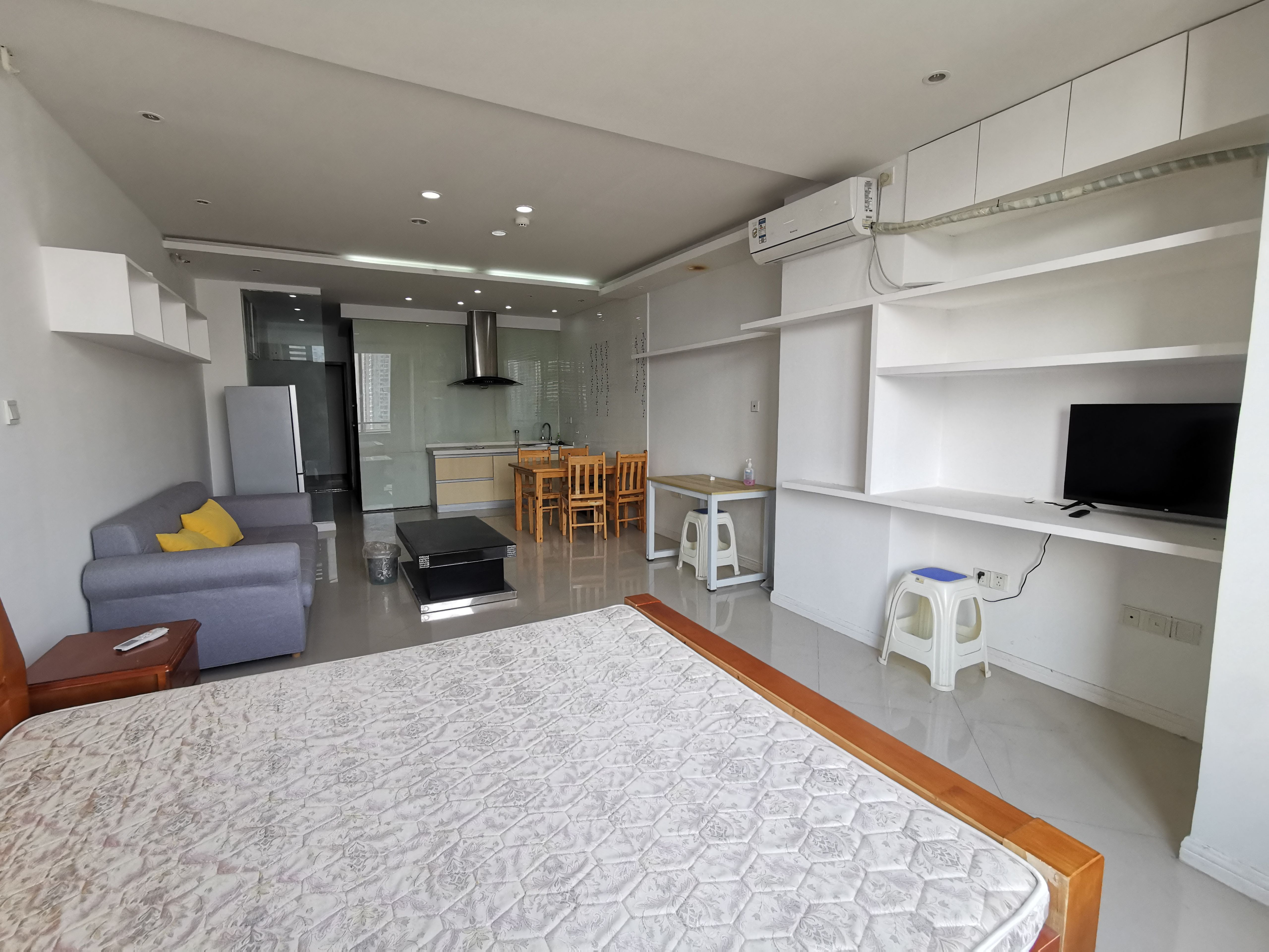 中南世纪城 1室厅卫 63m&sup2;