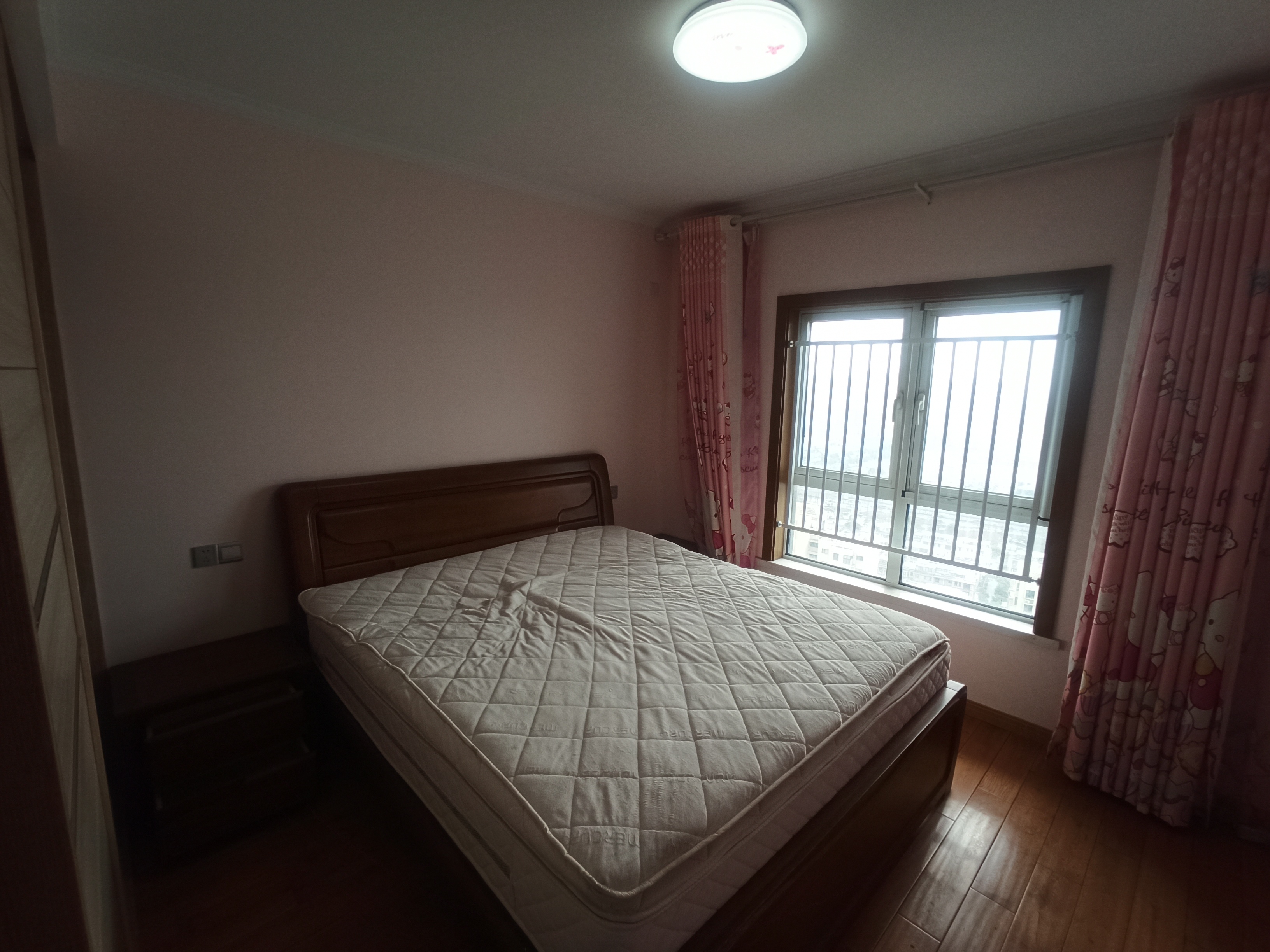 景瑞望府 4室2厅2卫 142m&sup2;