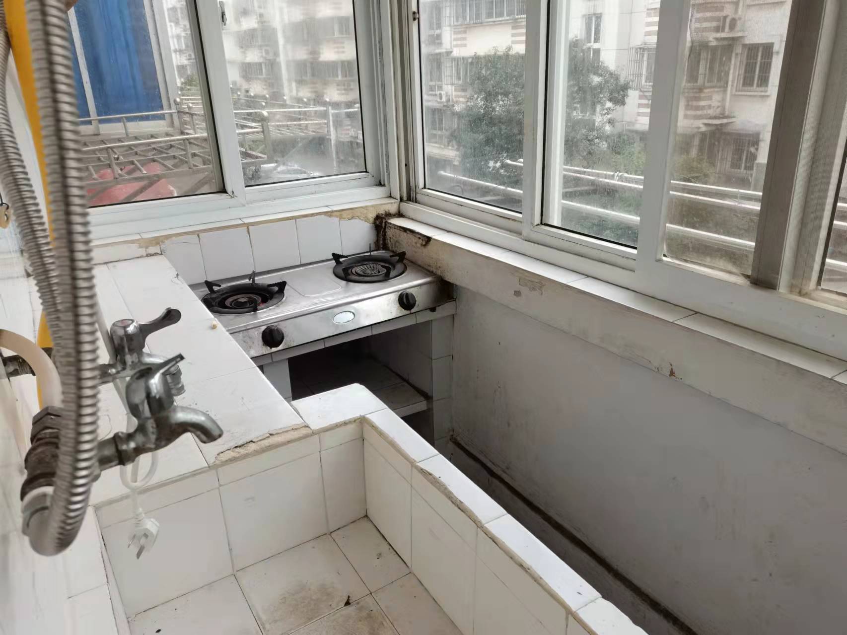 新胜新村 2室1厅1卫 55m&sup2;