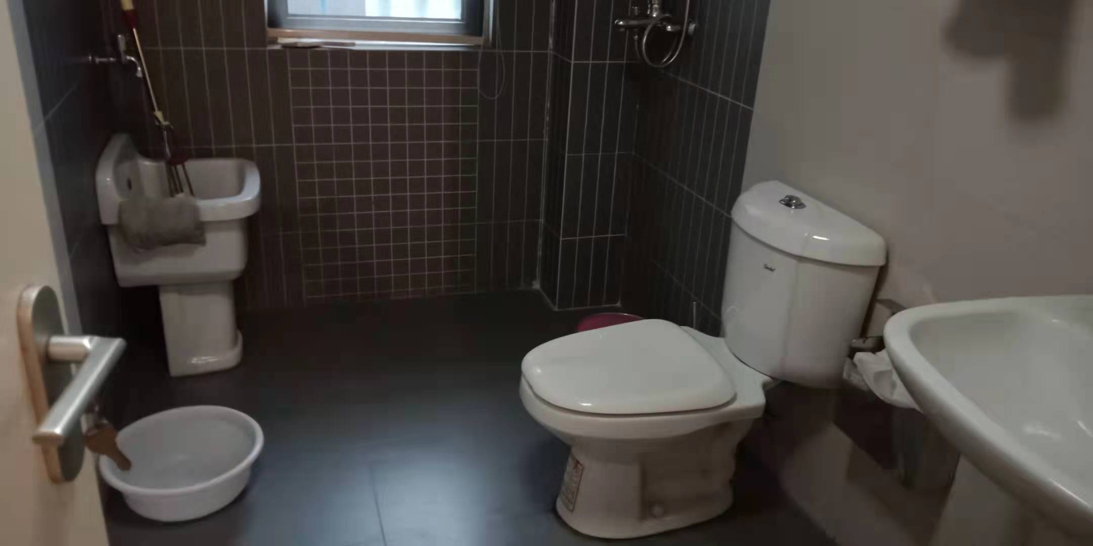 濠滨花园 5室2厅4卫 320m&sup2;