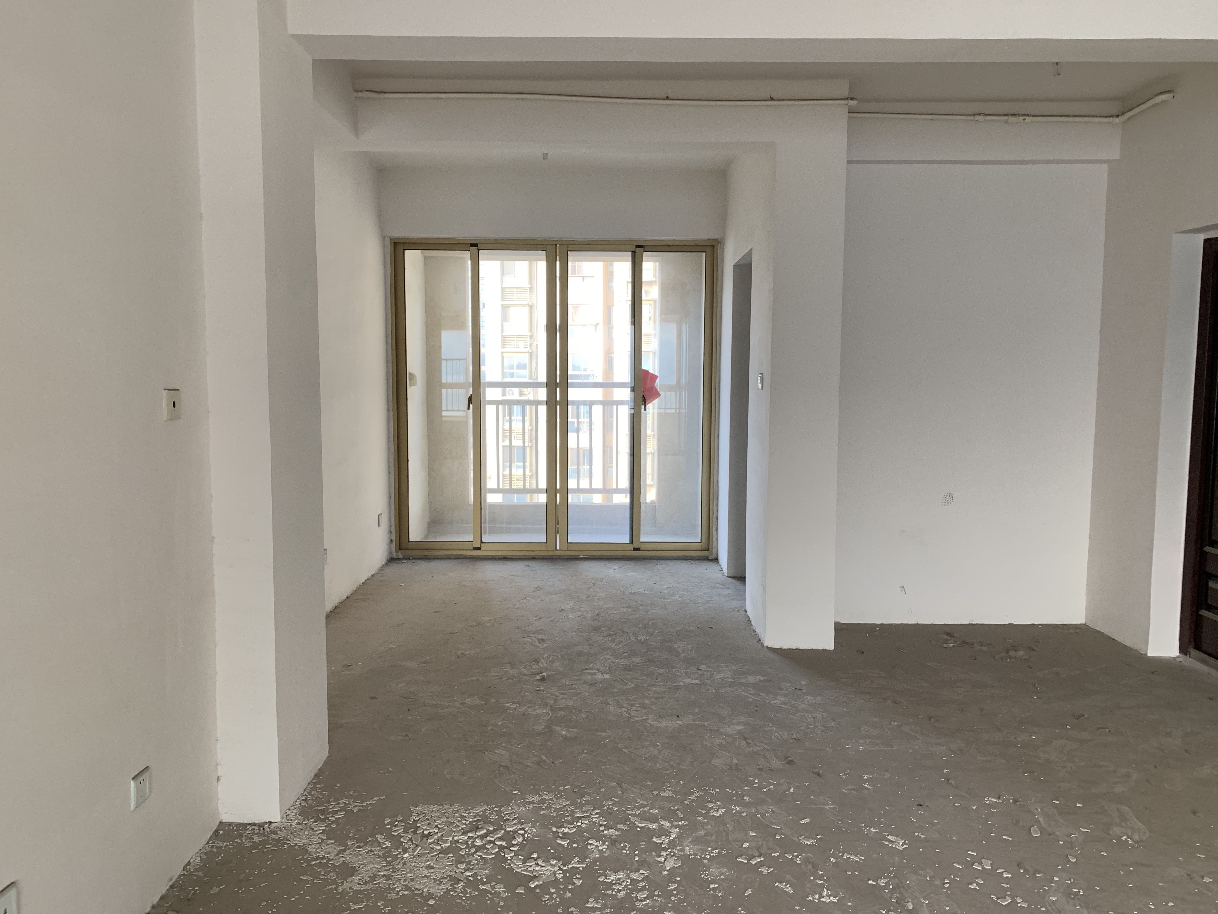 尚海湾 3室2厅1卫 124m&sup2;