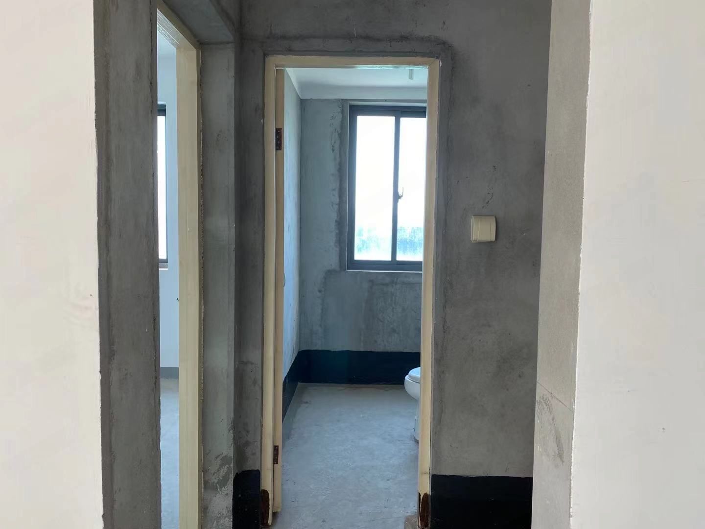 江景国际家园 3室2厅1卫 137m&sup2;