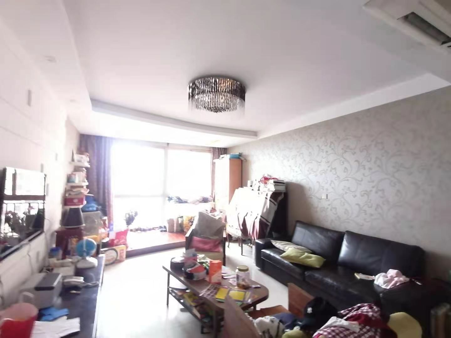 中南世纪花城 3室2厅2卫 141m&sup2;