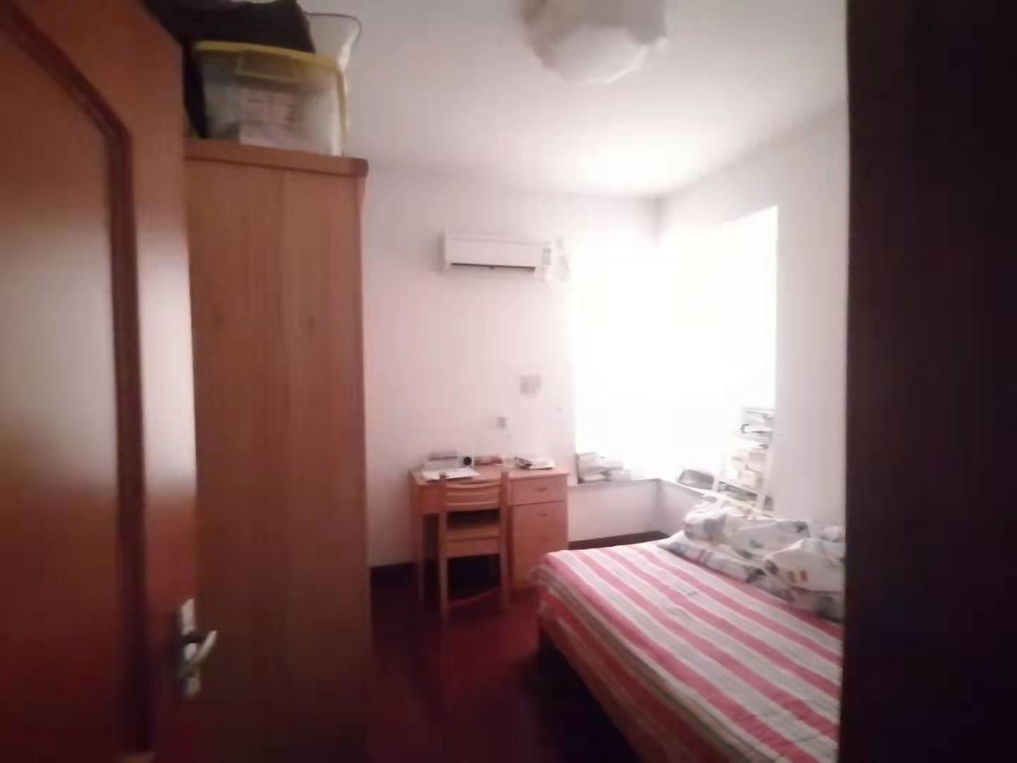 中南世纪花城 3室2厅2卫 141m&sup2;