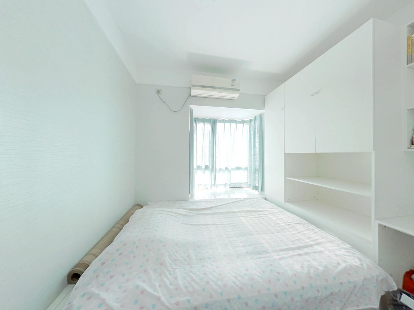 华强城 3室2厅2卫 129m&sup2;