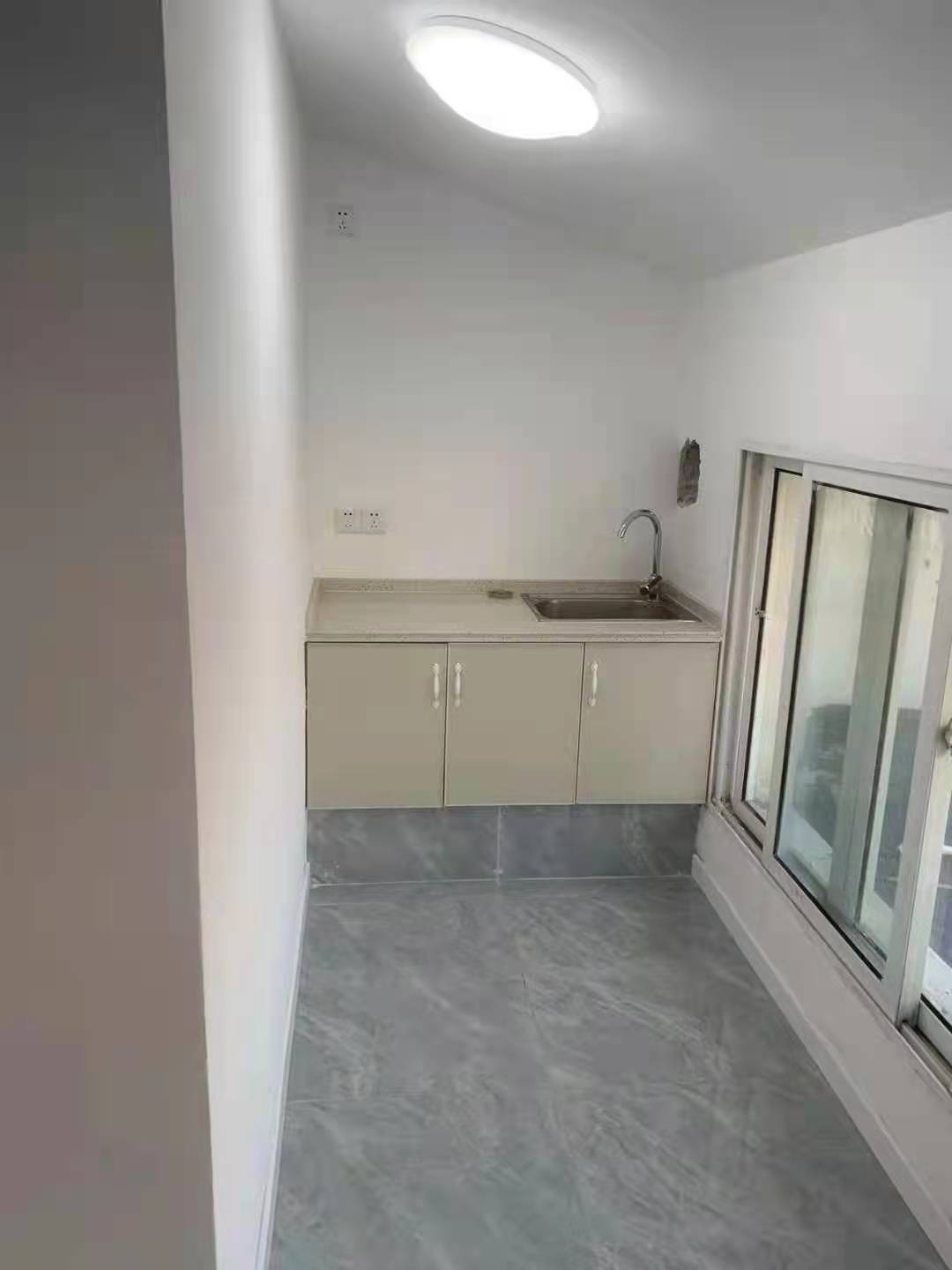 晨苑 3室1厅1卫 105m&sup2;