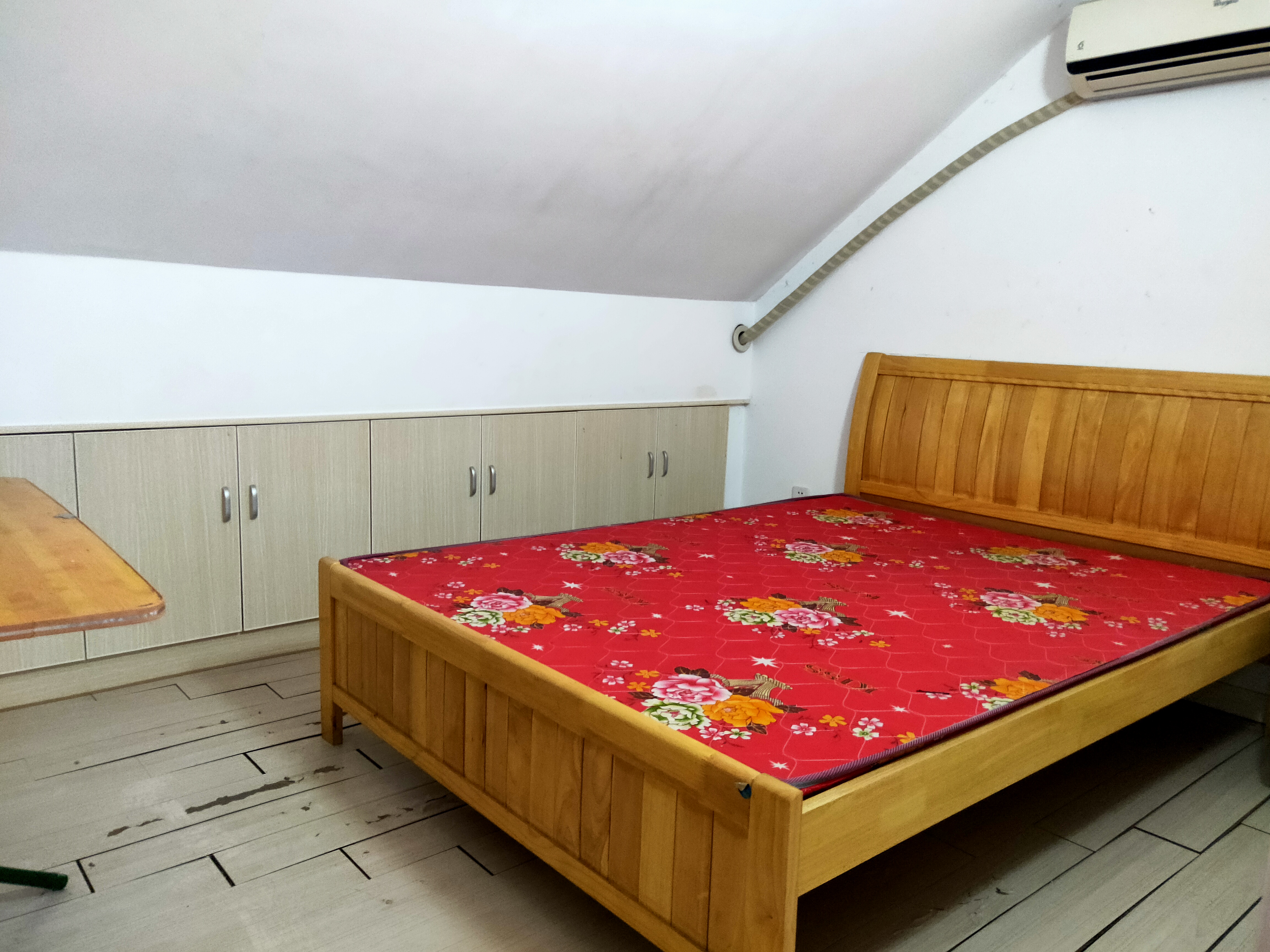 五山新苑 4室1厅1卫 90m&sup2;