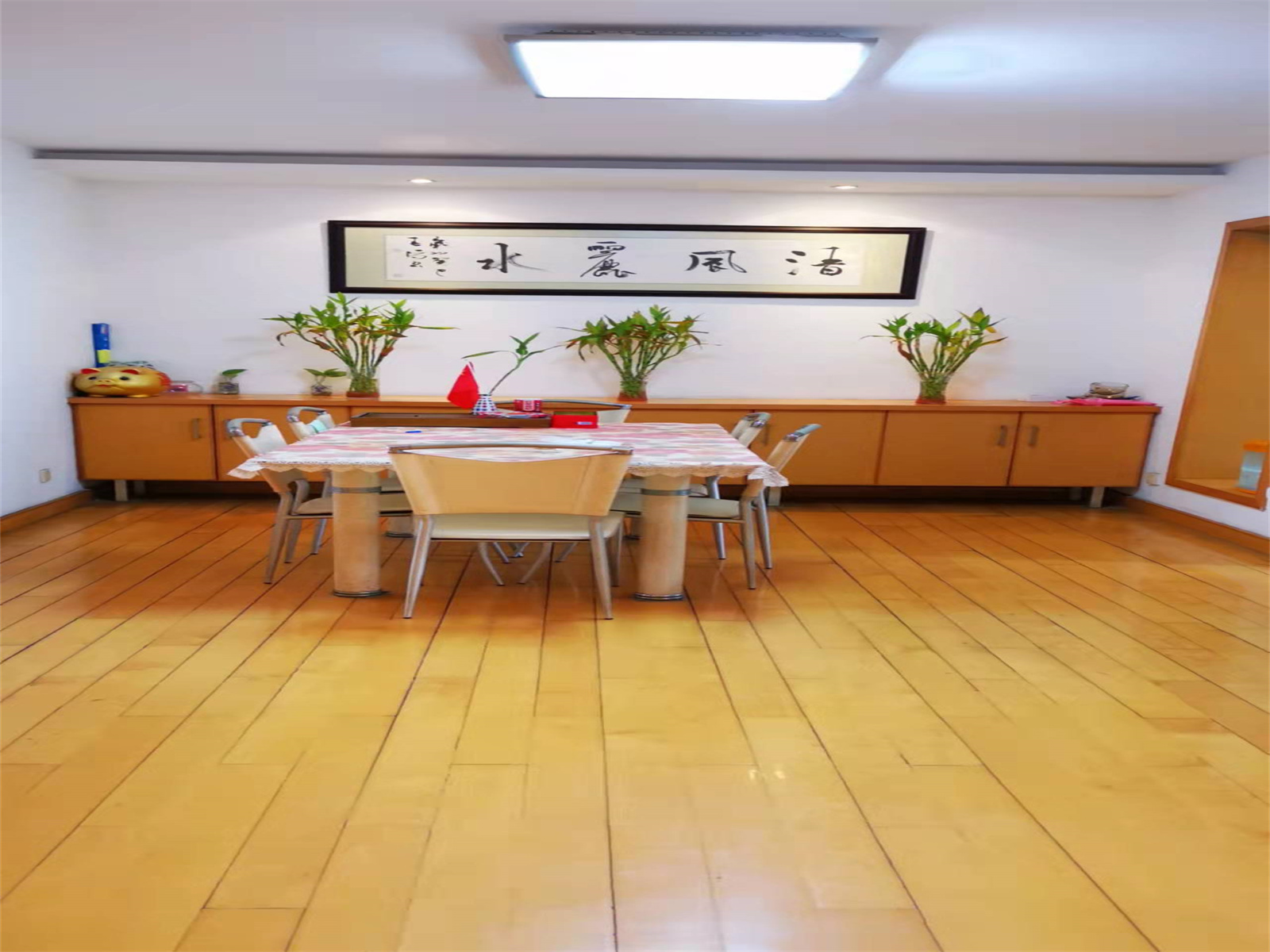 恒基花苑 2室2厅1卫 100m&sup2;