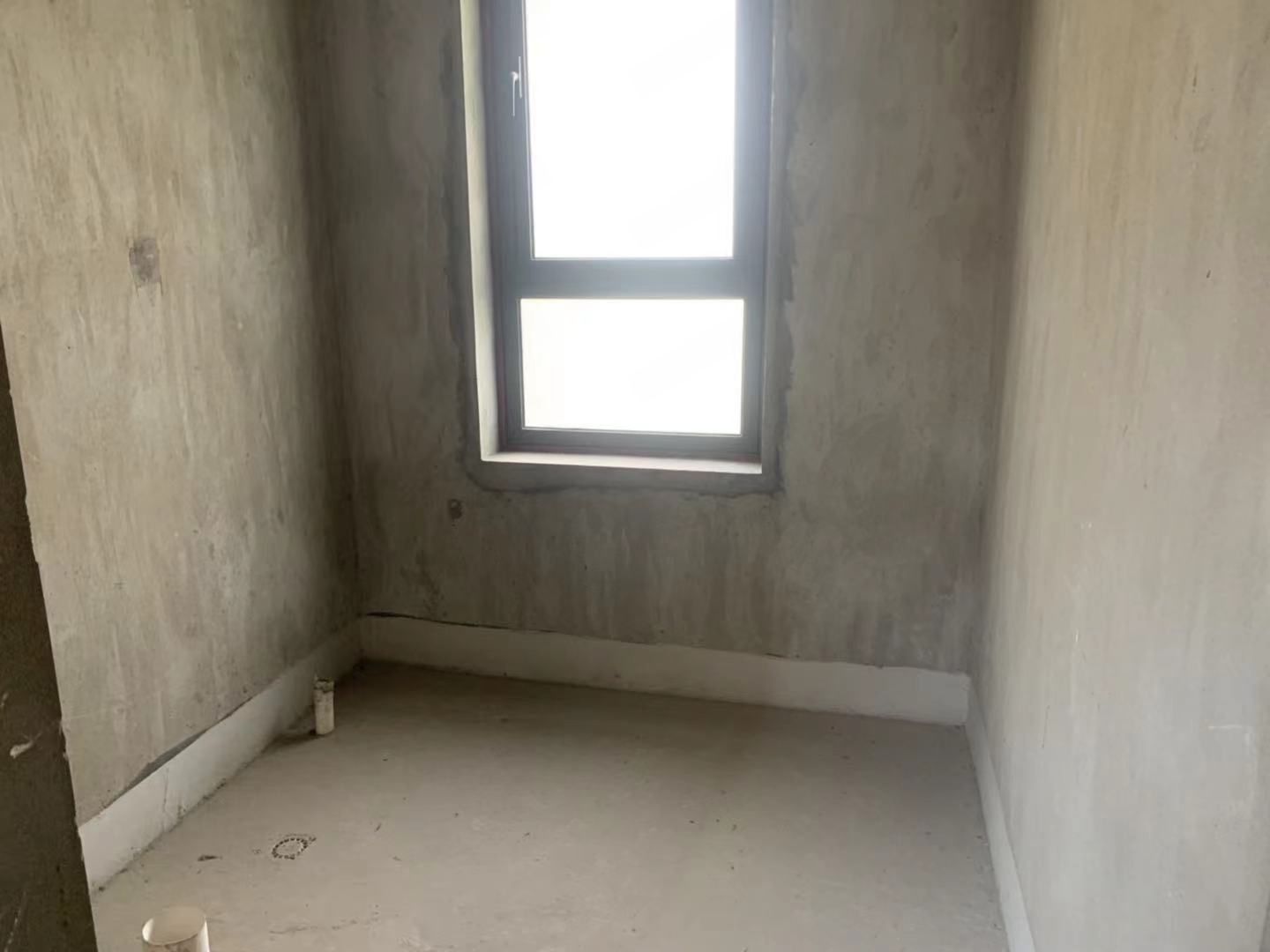 金河名人世家 4室2厅2卫 228m&sup2;