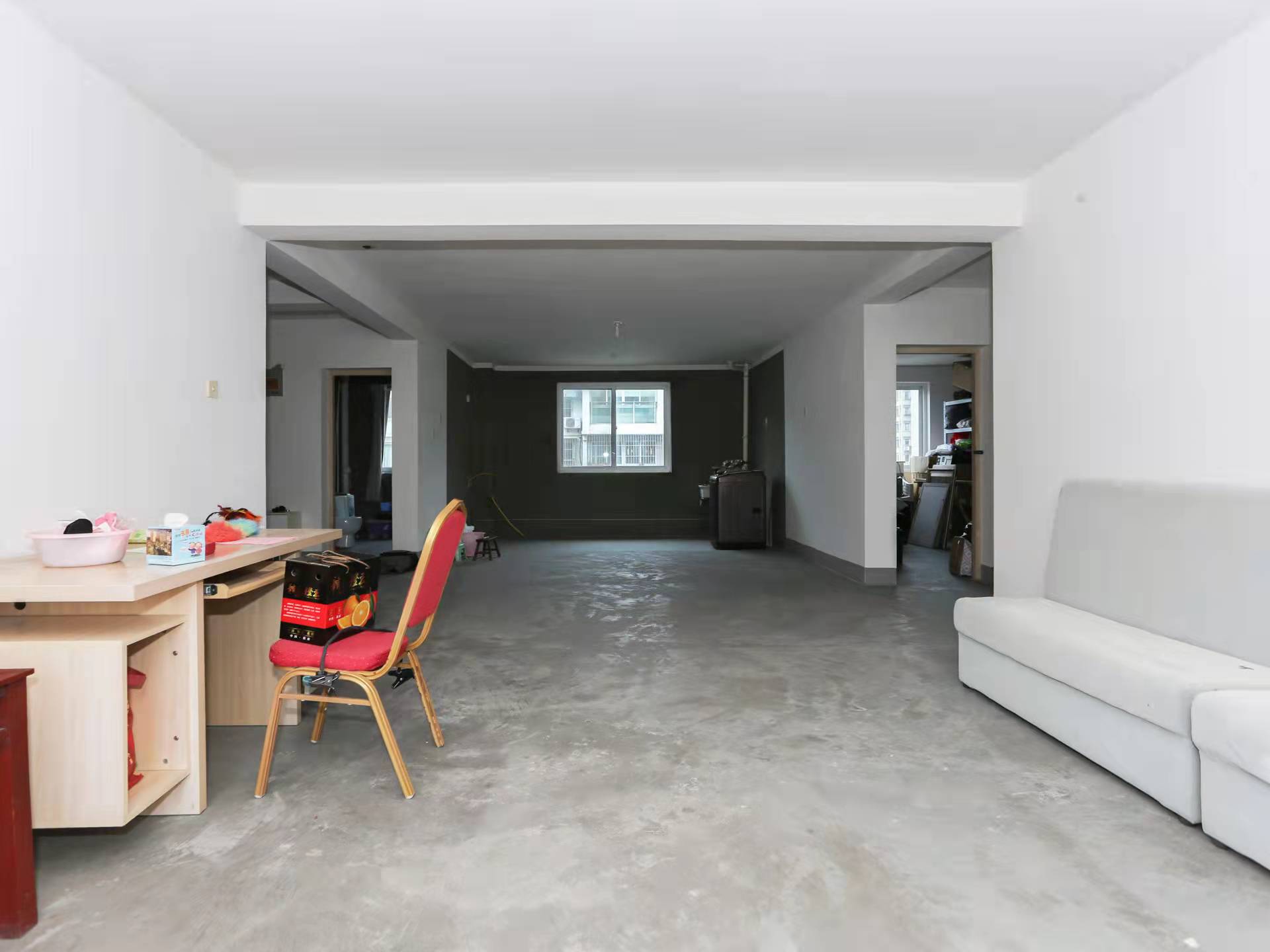 跃龙小苑 5室2厅2卫 143m&sup2;