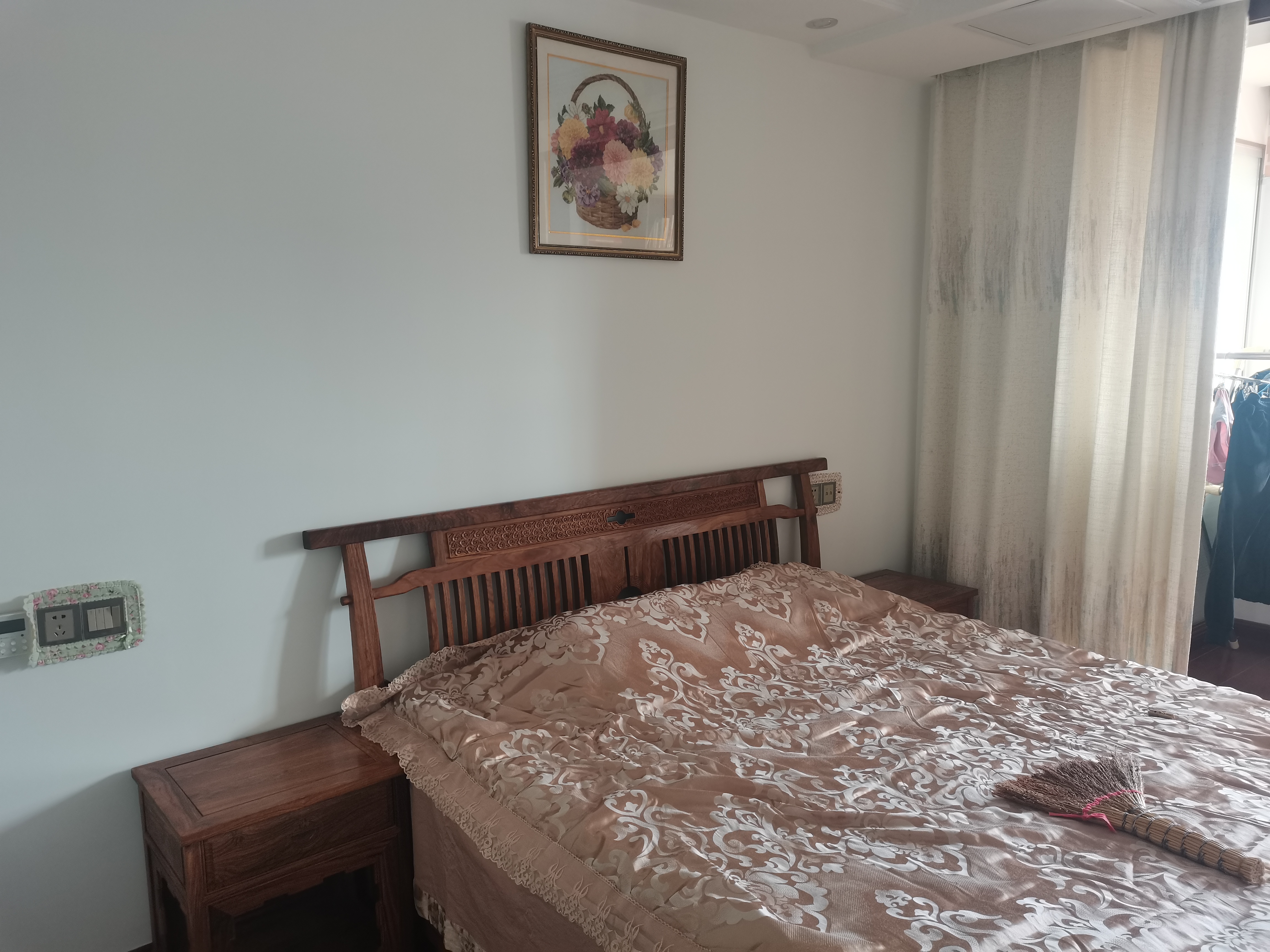 江海佳苑 3室2厅2卫 144m&sup2;