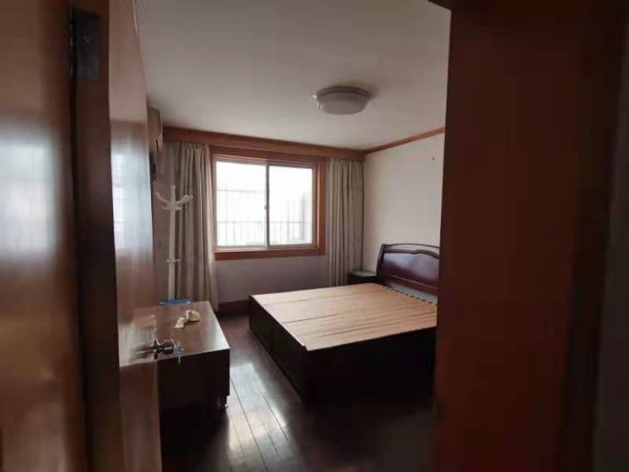 北郭东村南区 3室2厅2卫 127m&sup2;