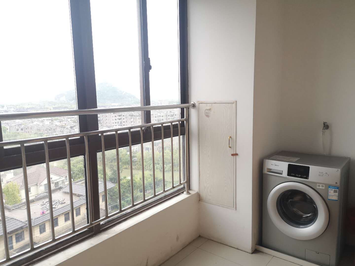 山景水岸 2室2厅1卫 102m&sup2;