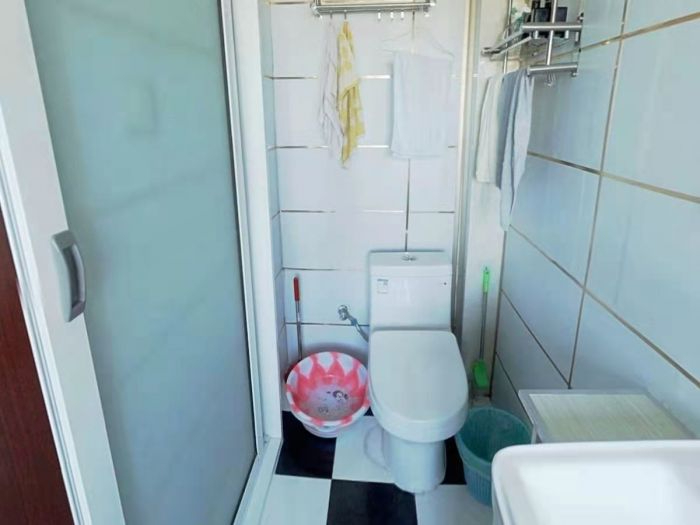 易家桥新村 3室1厅1卫 75m&sup2;