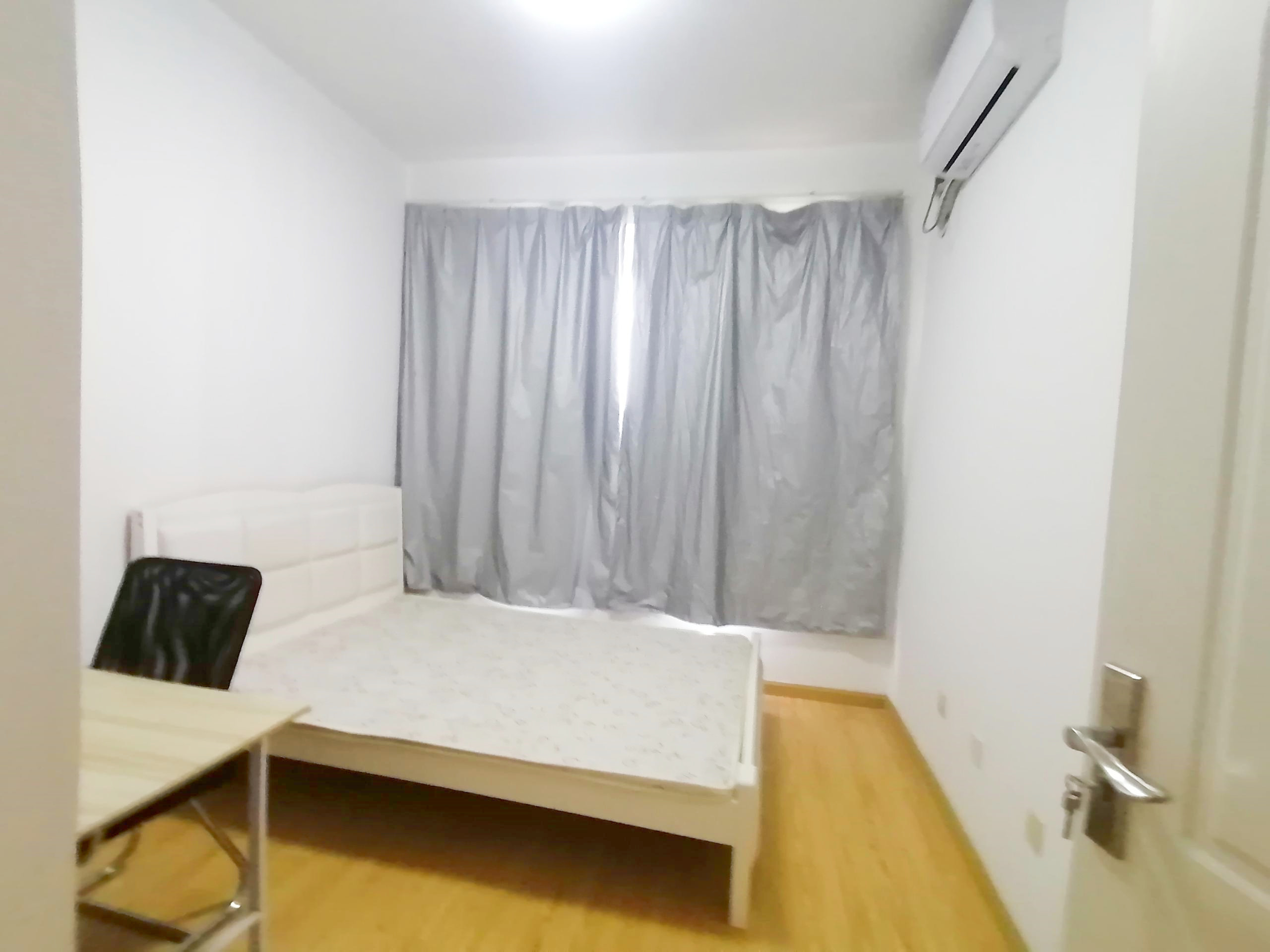 中南世纪花城三期 3室2厅2卫 138.00m²