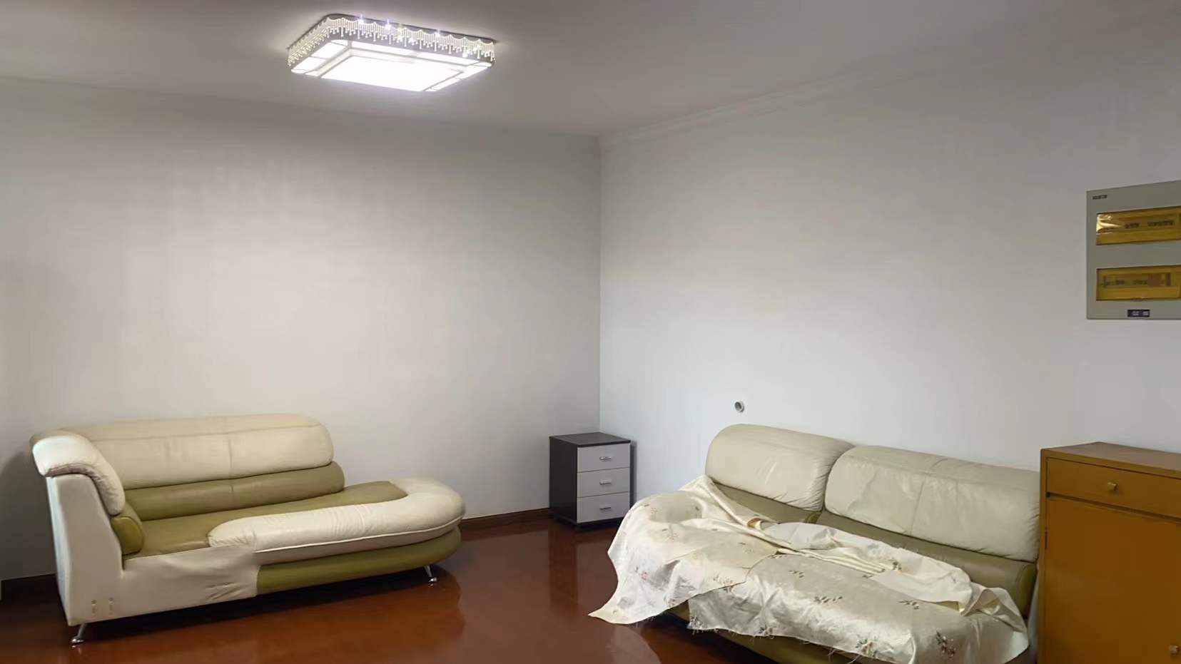 江景苑小区 2室1厅1卫 98m&sup2;