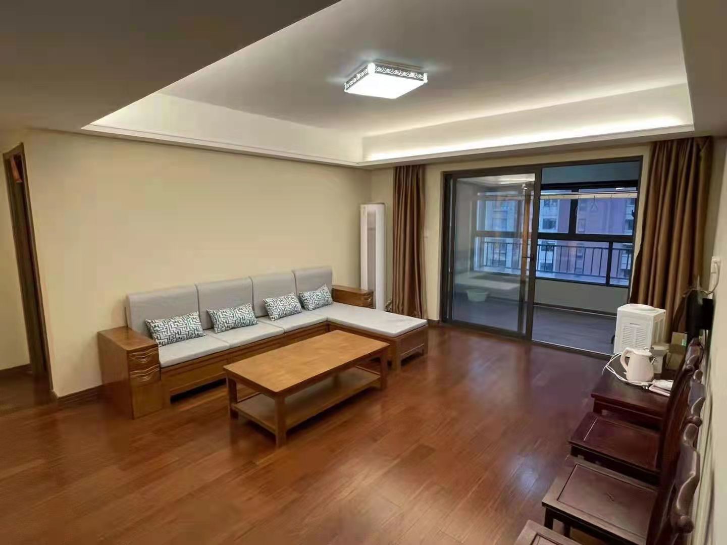 万科公园里一期 3室2厅2卫 120m&sup2;