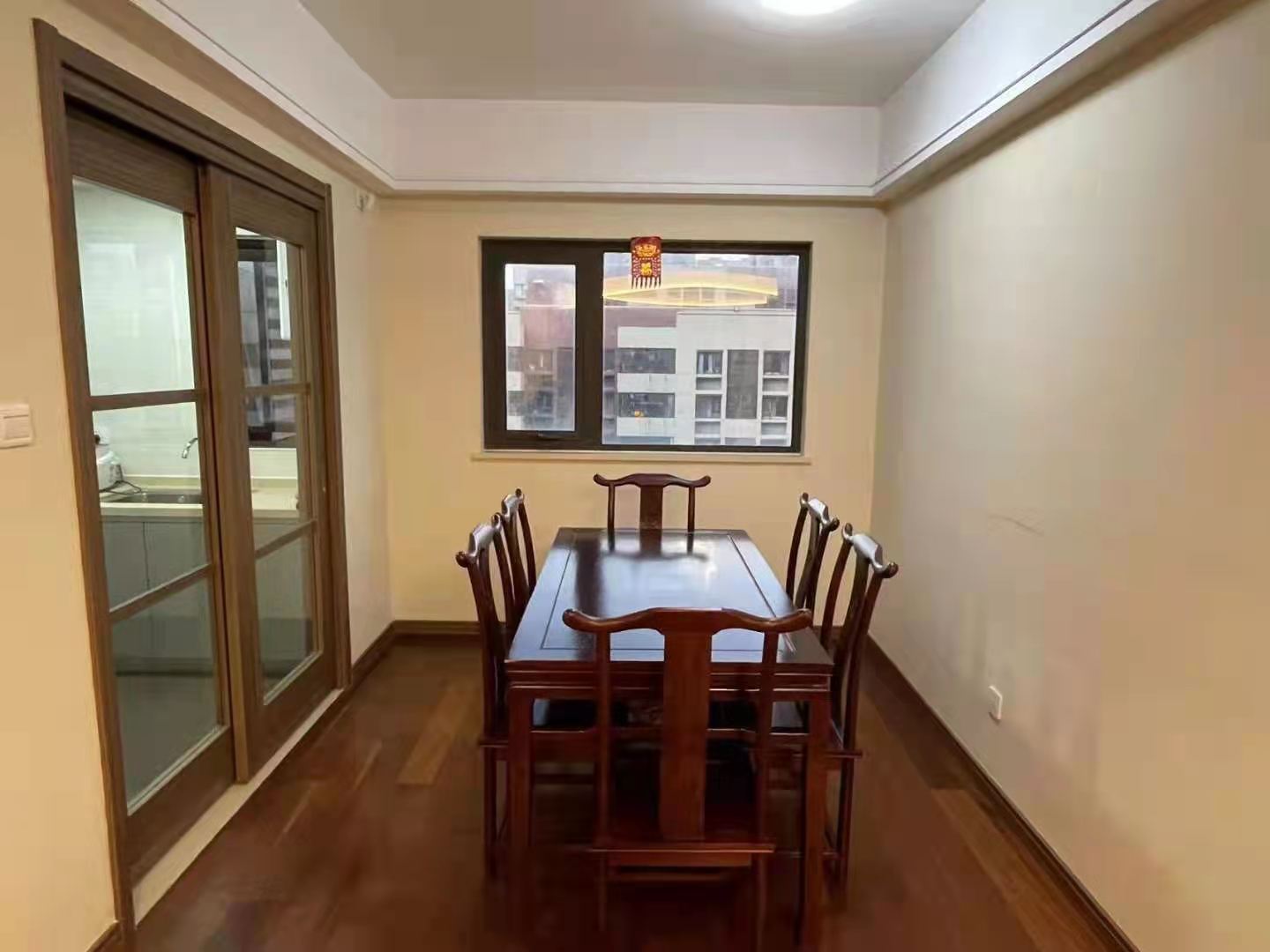 万科公园里一期 3室2厅2卫 120m&sup2;