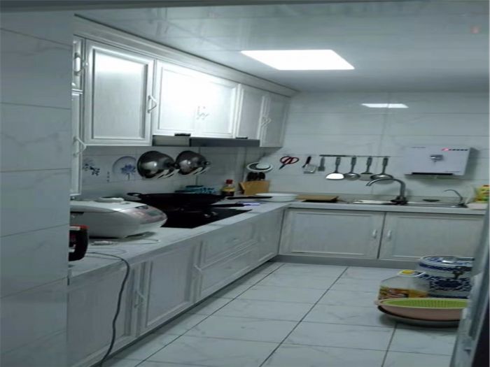 惠泽苑 3室2厅1卫 83m&sup2;