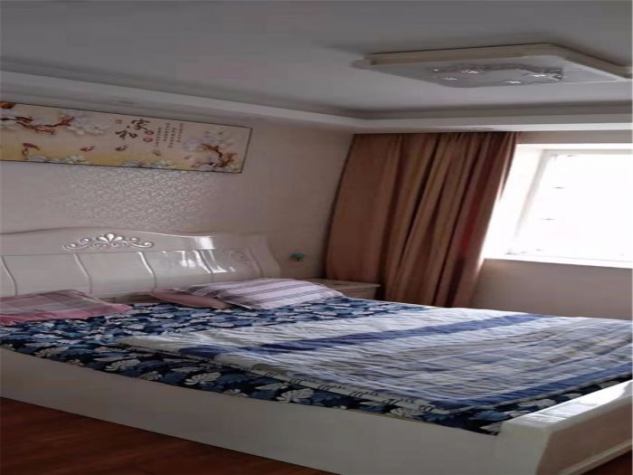 惠泽苑 3室2厅1卫 83m&sup2;
