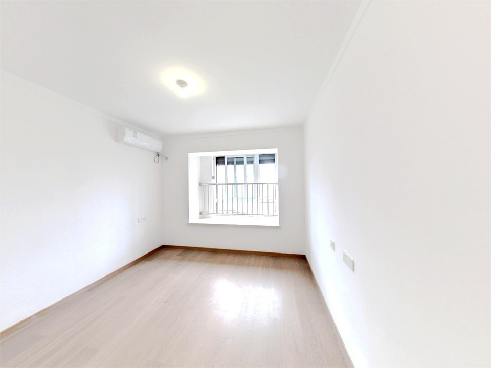 雨润星雨华府 3室2厅1卫 95m&sup2;