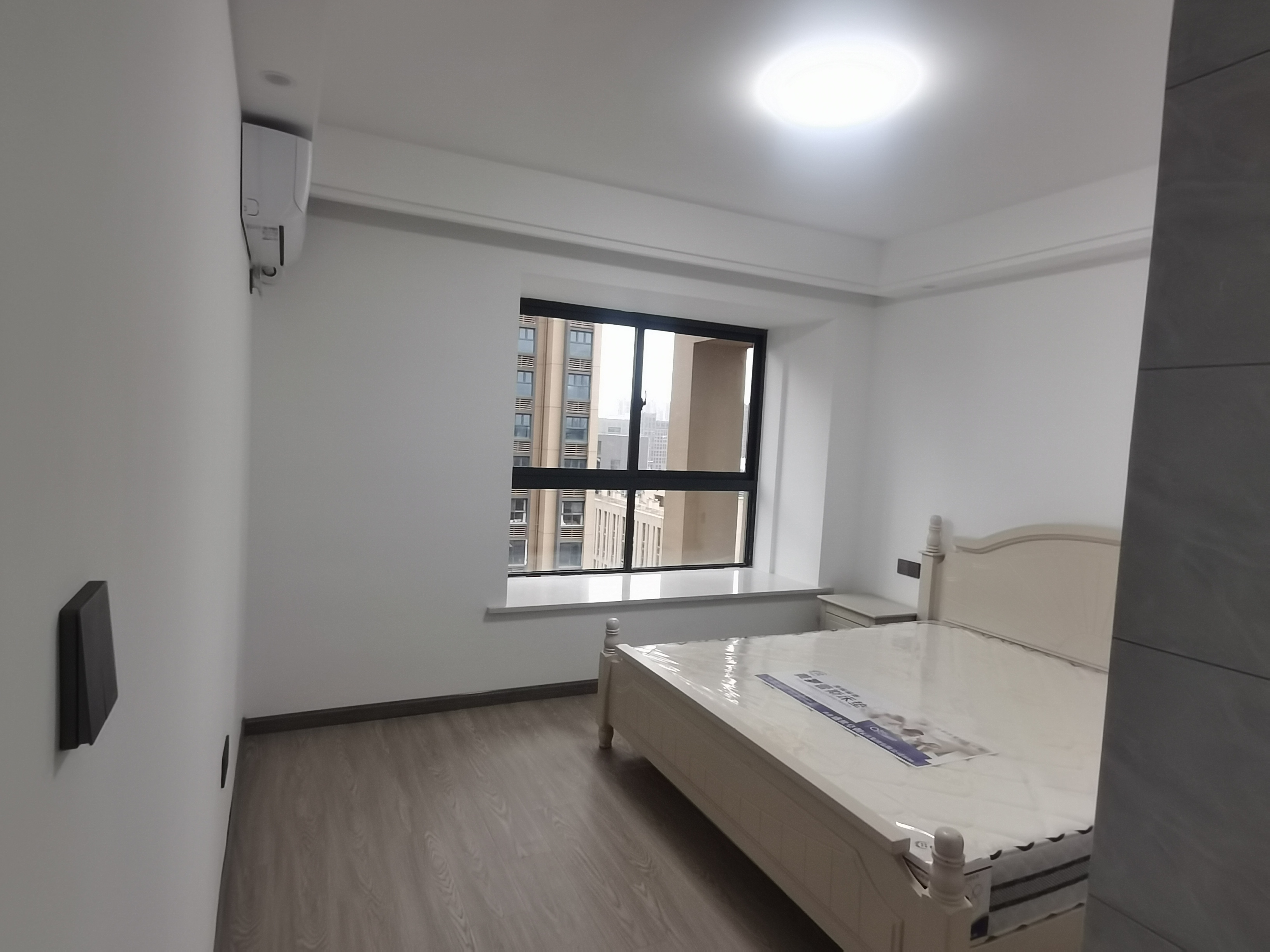 南山国际社区 4室1厅2卫 130.00m&sup2;