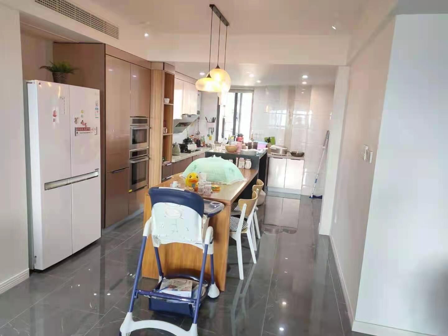 紫东南苑南区 2室2厅2卫 132.00m&sup2;