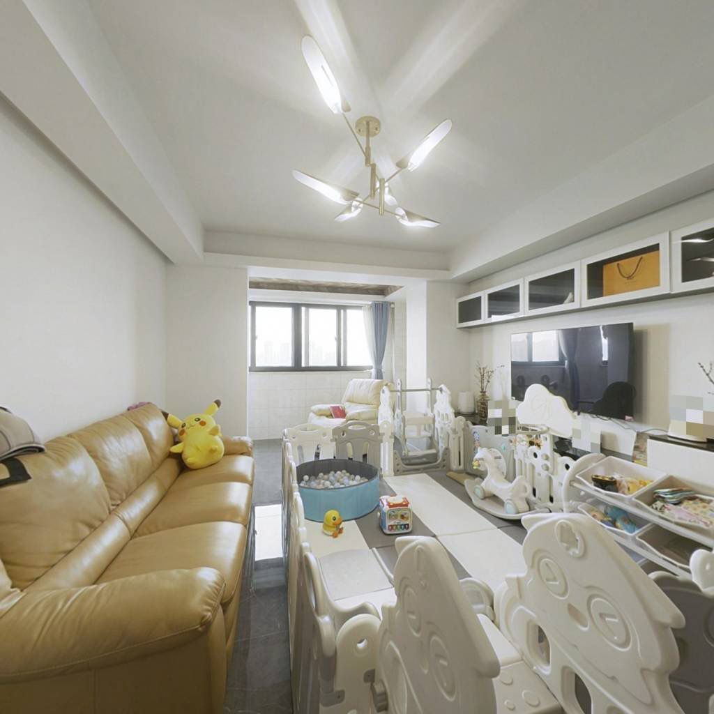 紫东南苑南区 2室2厅2卫 132.00m&sup2;