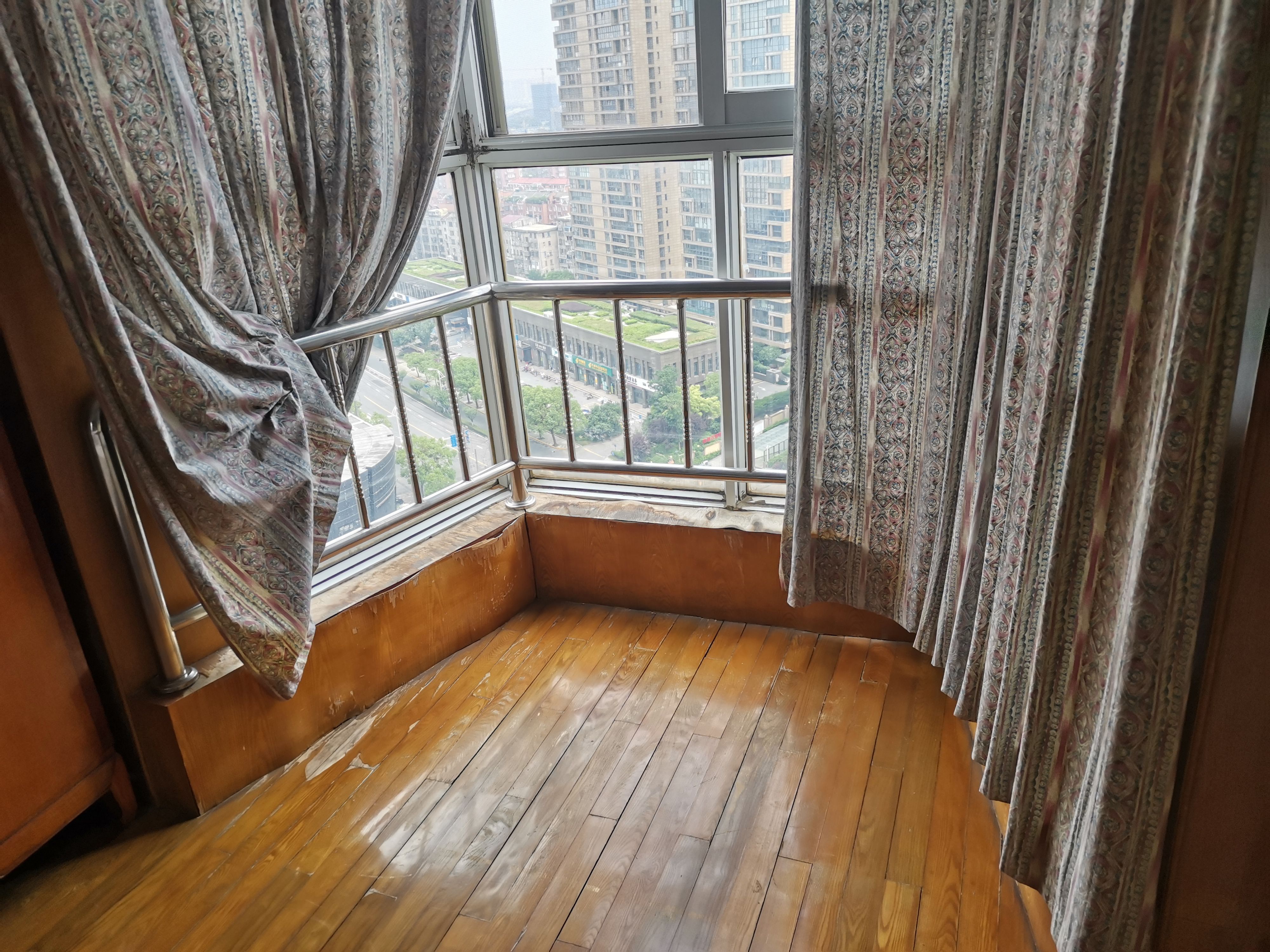 华能苑 2室1厅1卫 106m&sup2;