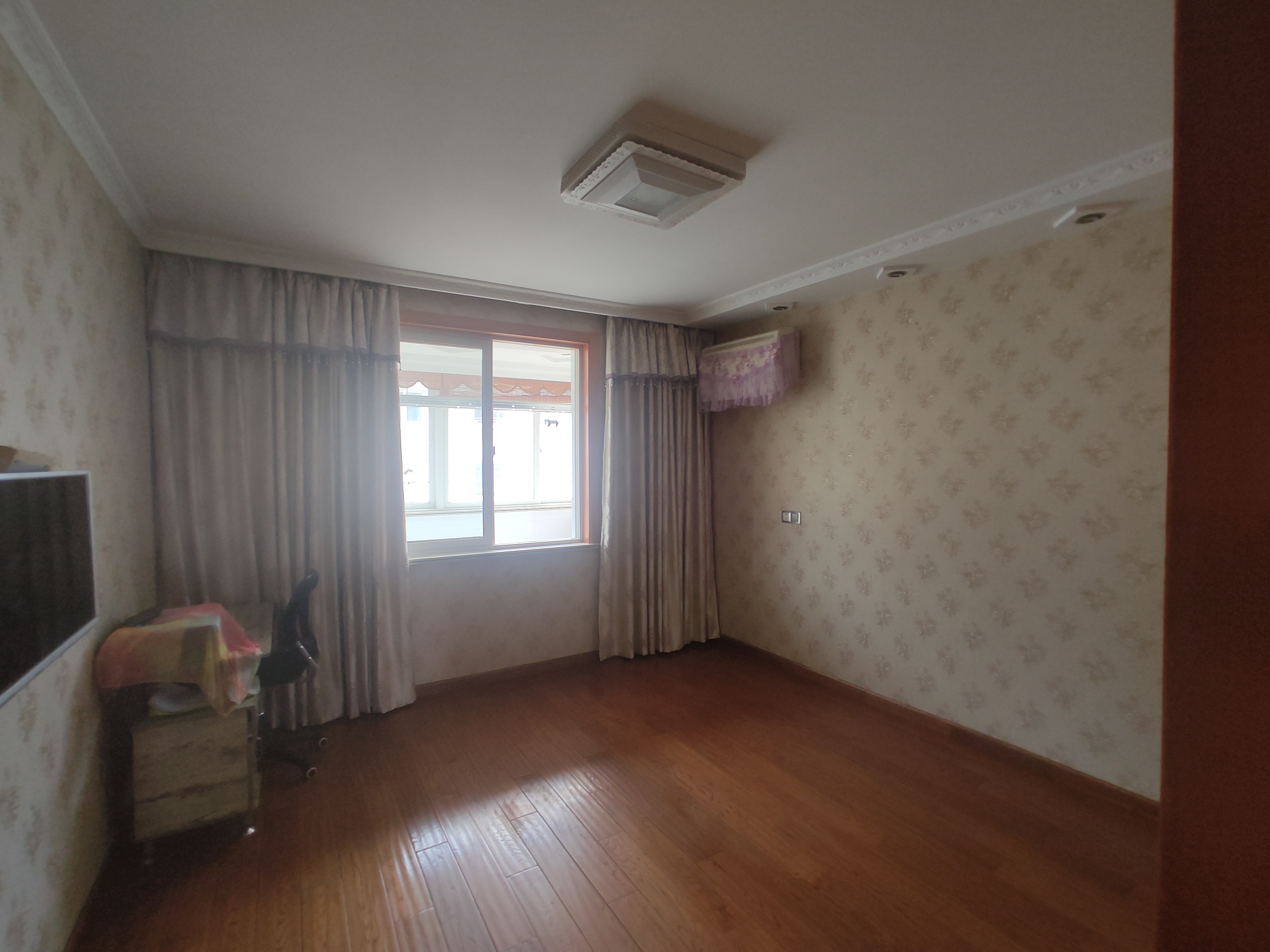 新开苑 3室2厅1卫 117m&sup2;