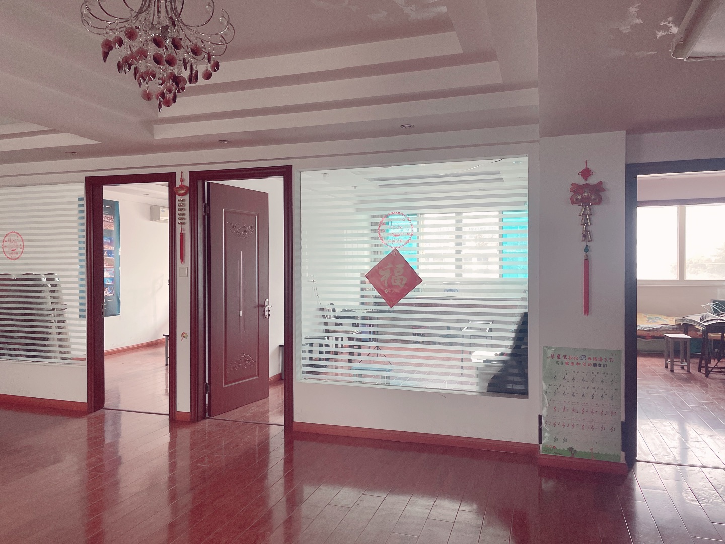 小石桥花苑 3室2厅1卫 148m&sup2;