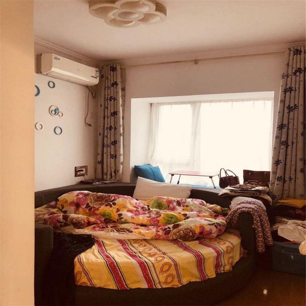 中南世纪花城二期 3室2厅1卫 106m&sup2;