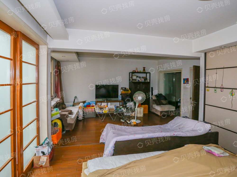 佳成花苑 6室2厅2卫 330m&sup2;