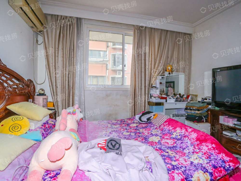 佳成花苑 6室2厅2卫 330m&sup2;