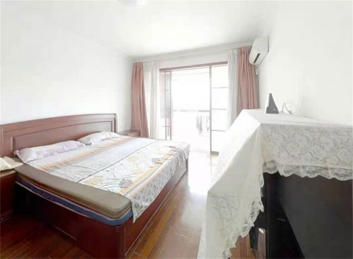 中天福邸 3室2厅1卫 136m&sup2;