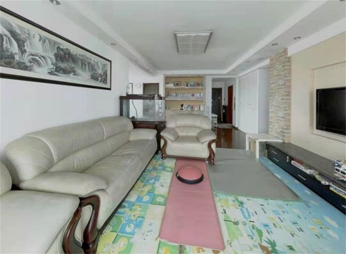 中天福邸 3室2厅1卫 136m&sup2;