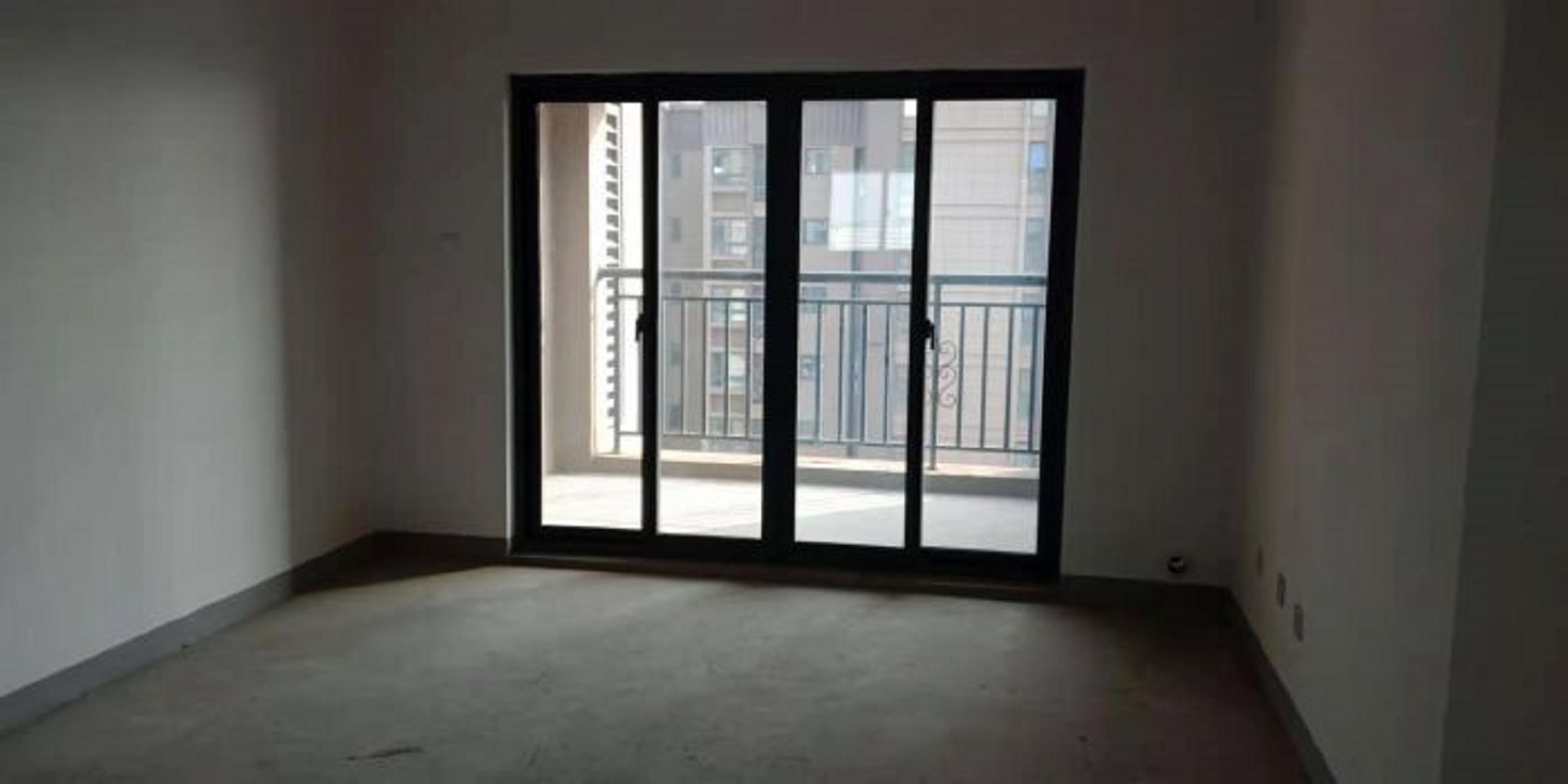 南辰濠郡 2室2厅2卫 101m&sup2;