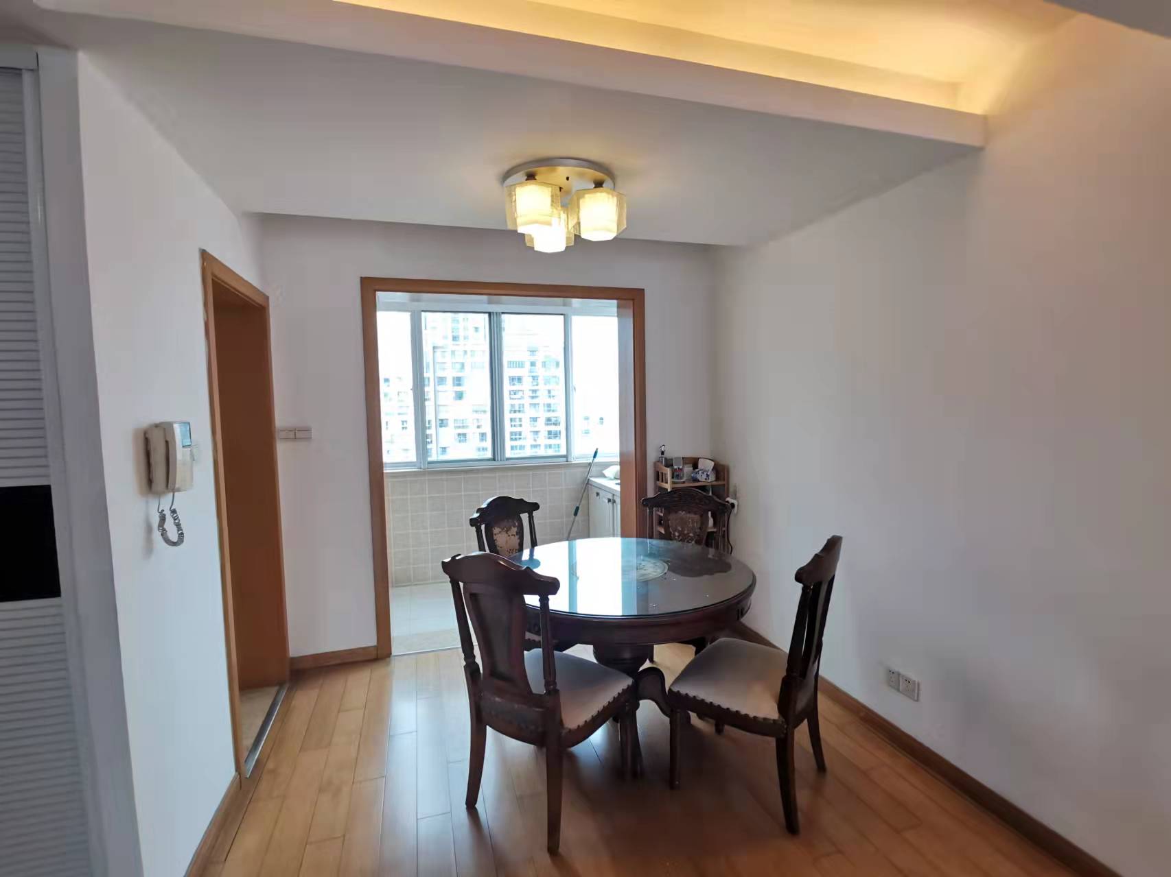 天安花园 3室3厅2卫 213.60m&sup2;