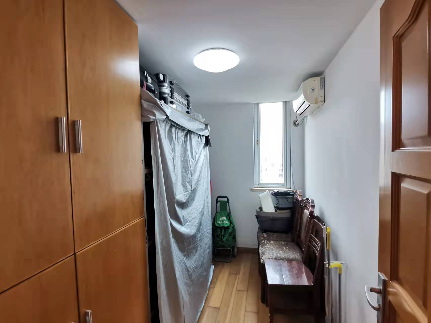 天安花园 3室3厅2卫 213.60m&sup2;