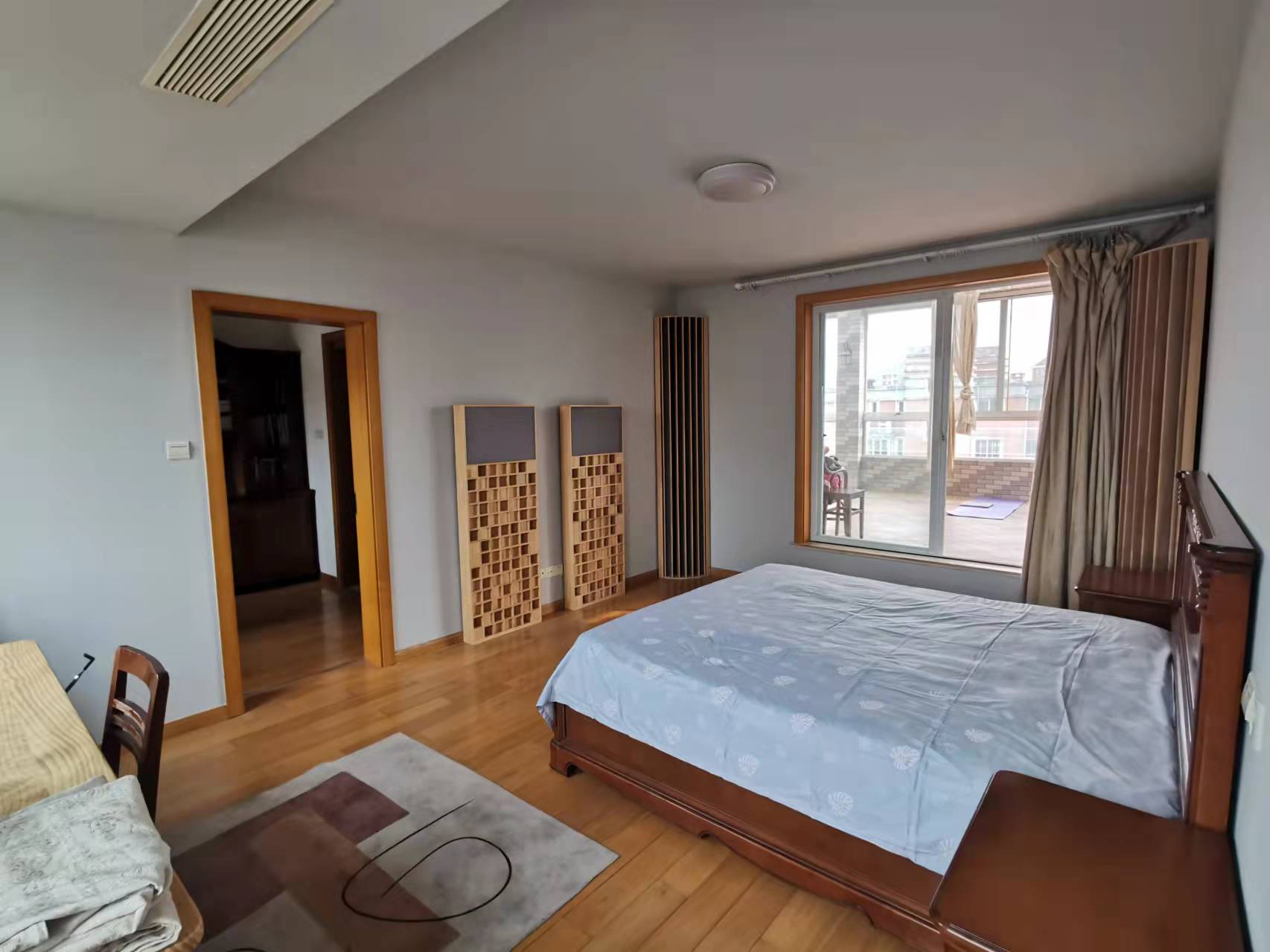 天安花园 3室3厅2卫 213.60m&sup2;