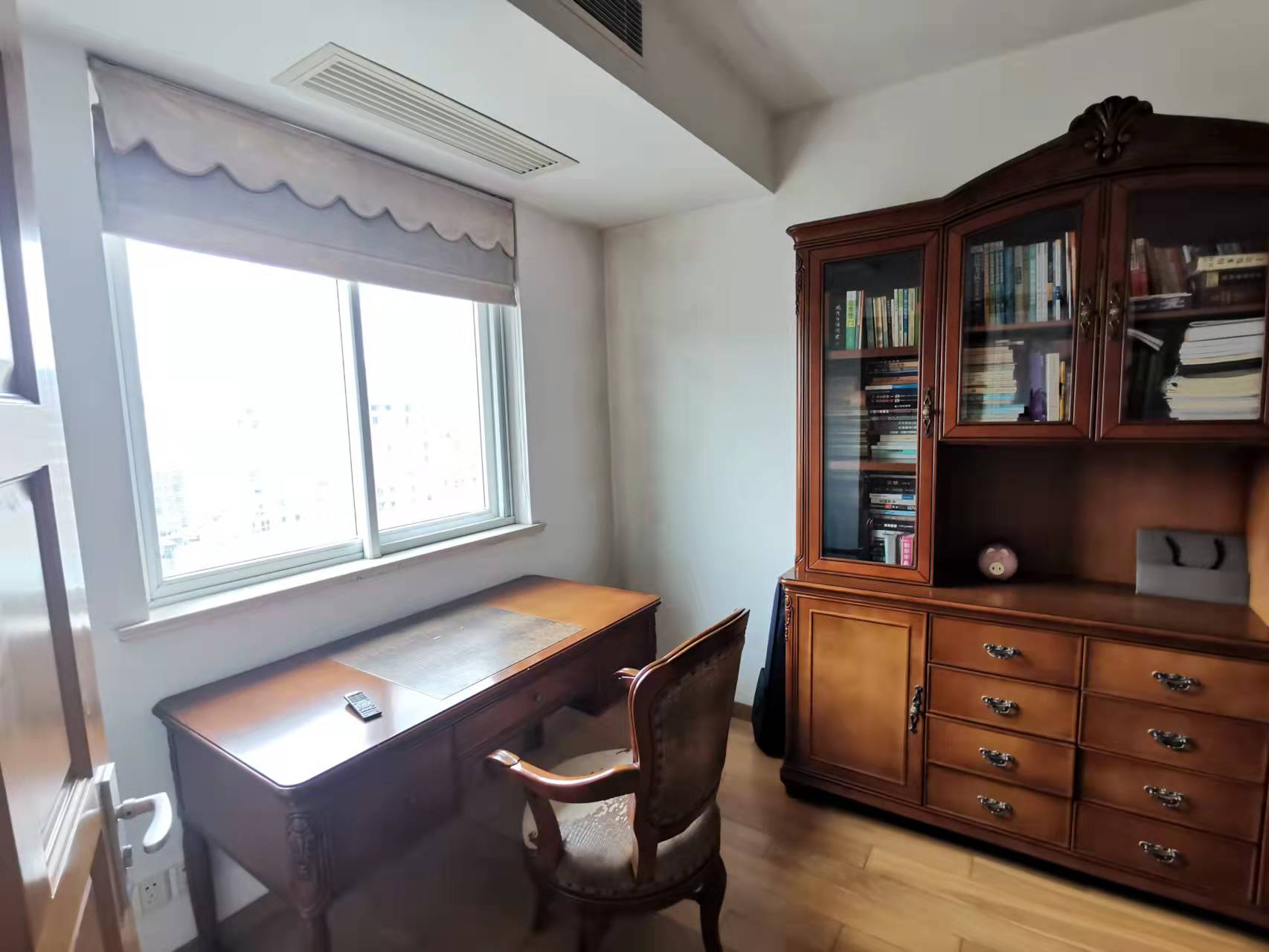天安花园 3室3厅2卫 213.60m&sup2;