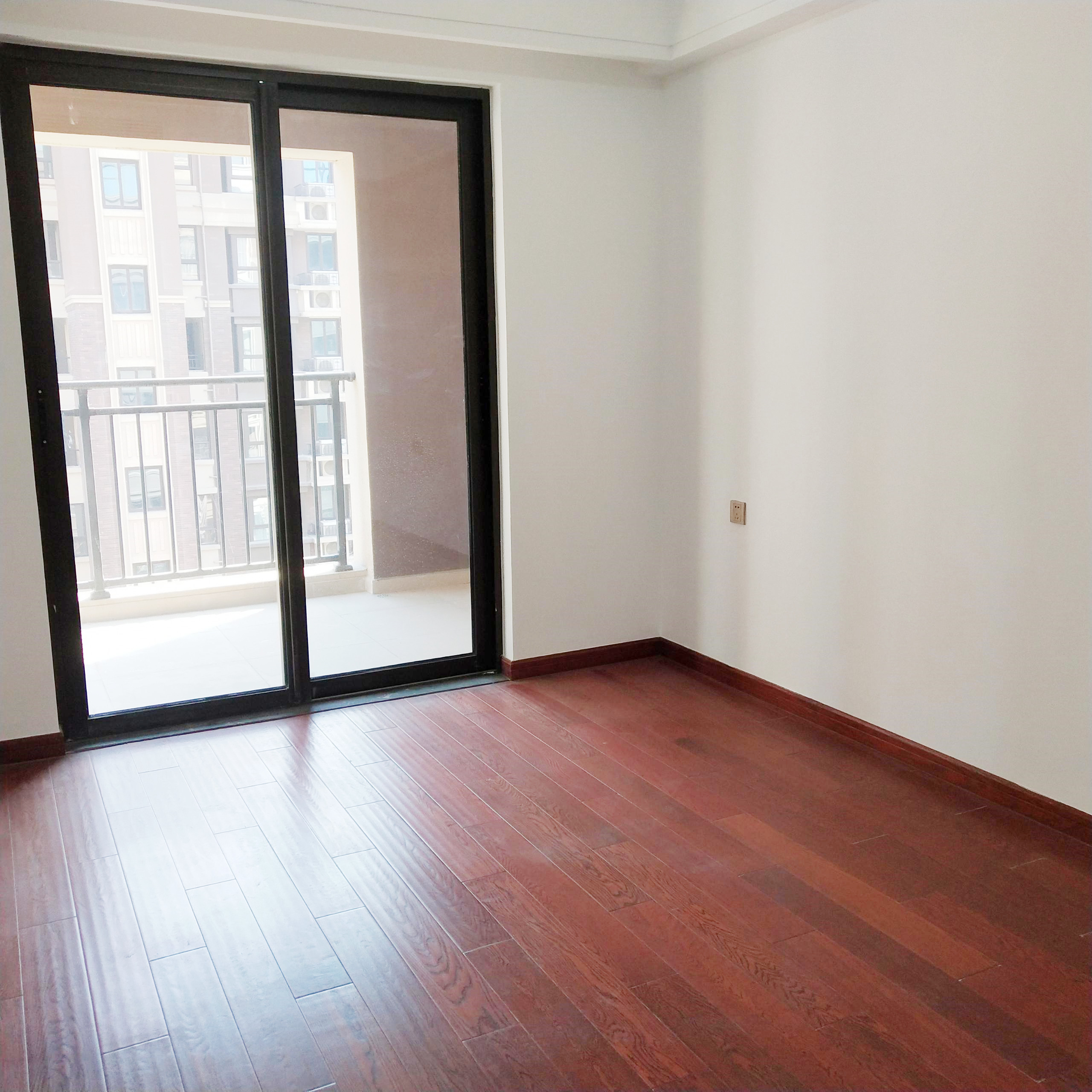 林肯公园 4室2厅2卫 123.86m&sup2;
