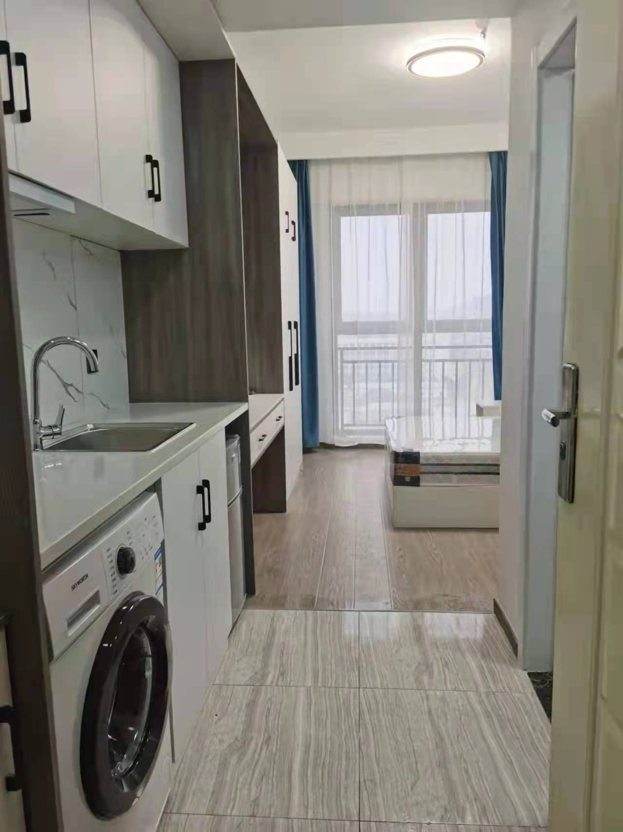 绿地智公馆 1室0厅1卫 38m&sup2;