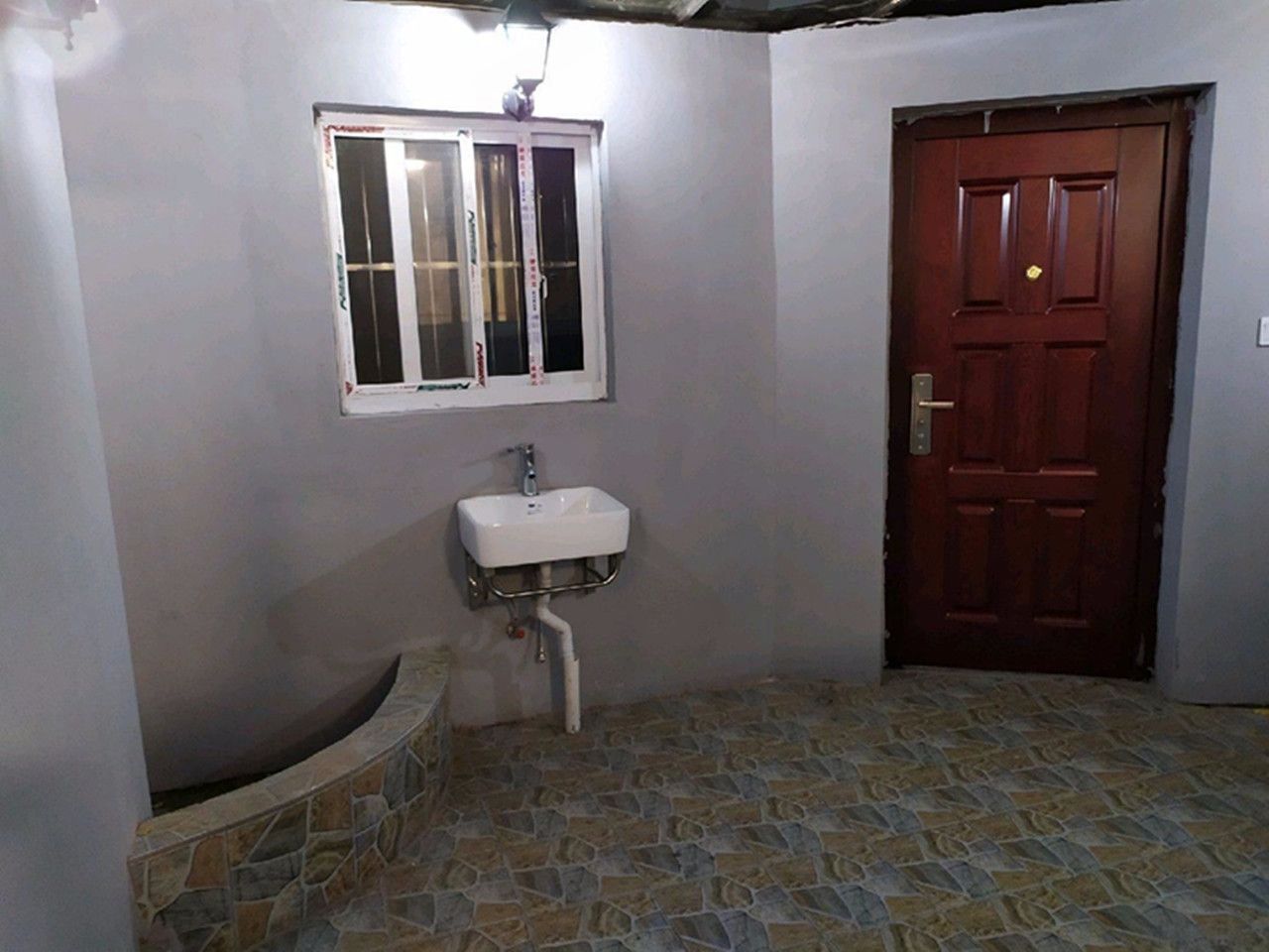 虹桥南村 1室1厅1卫 47m&sup2;