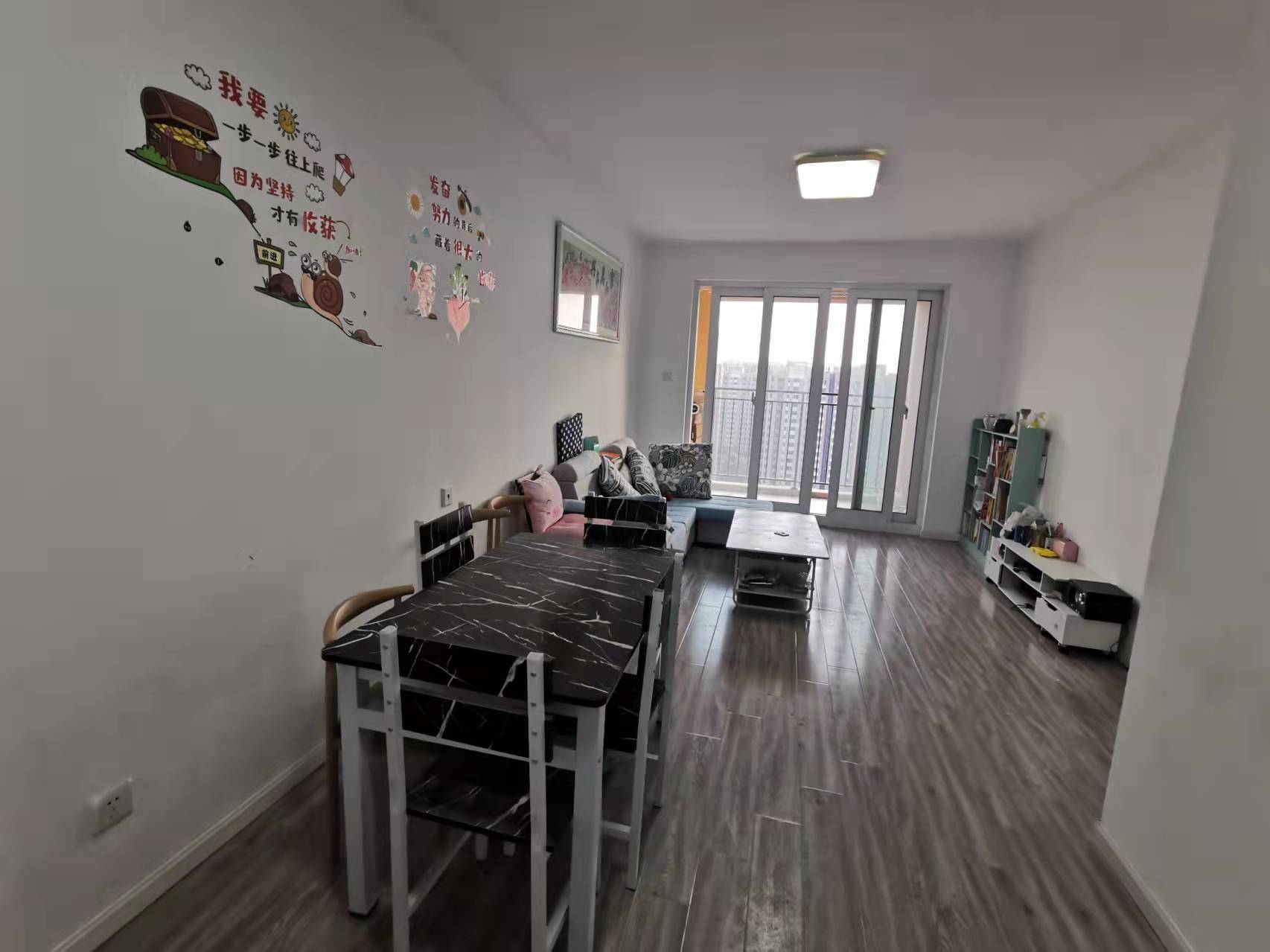 景瑞御府 3室2厅1卫 93m&sup2;