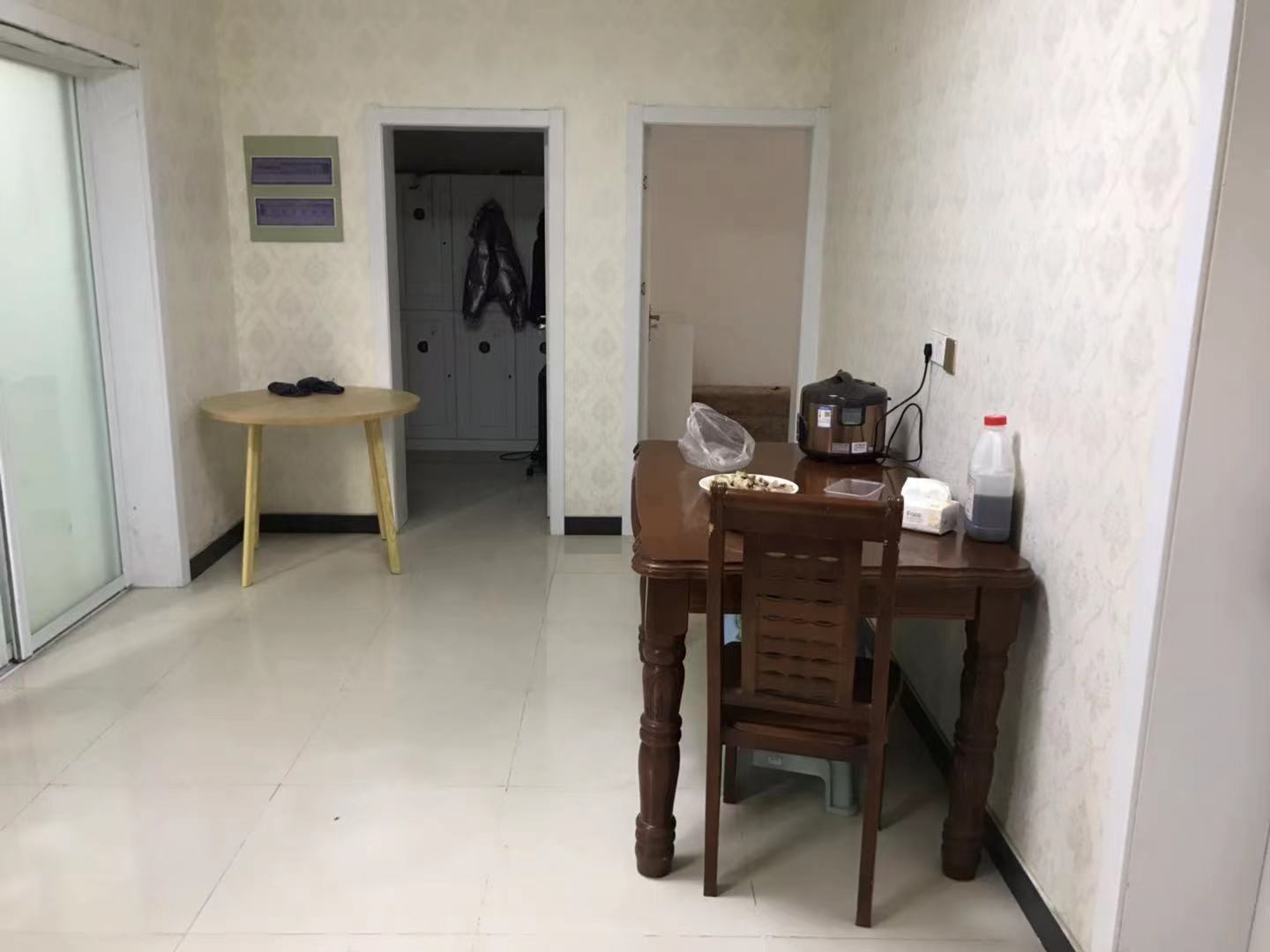 晨苑 3室1厅1卫 104m&sup2;