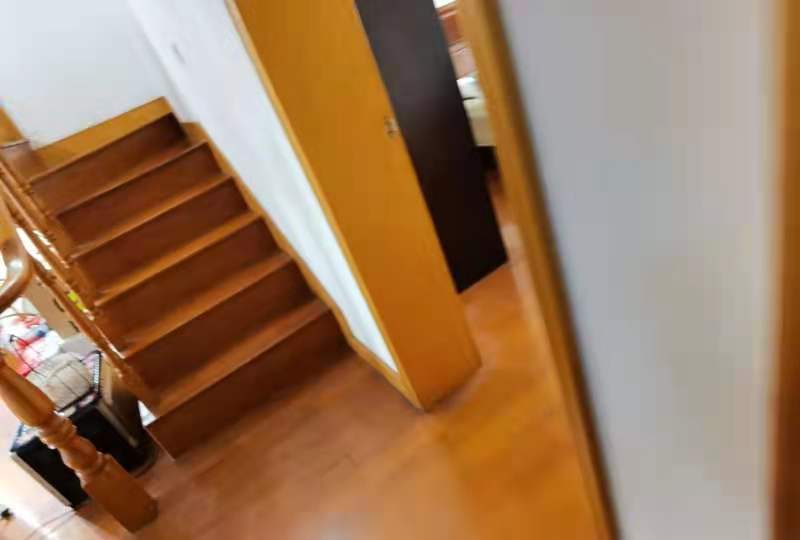 苏东花苑 5室2厅2卫 185.28m&sup2;