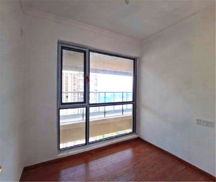 碧桂园时代悦城 3室2厅2卫 114m&sup2;