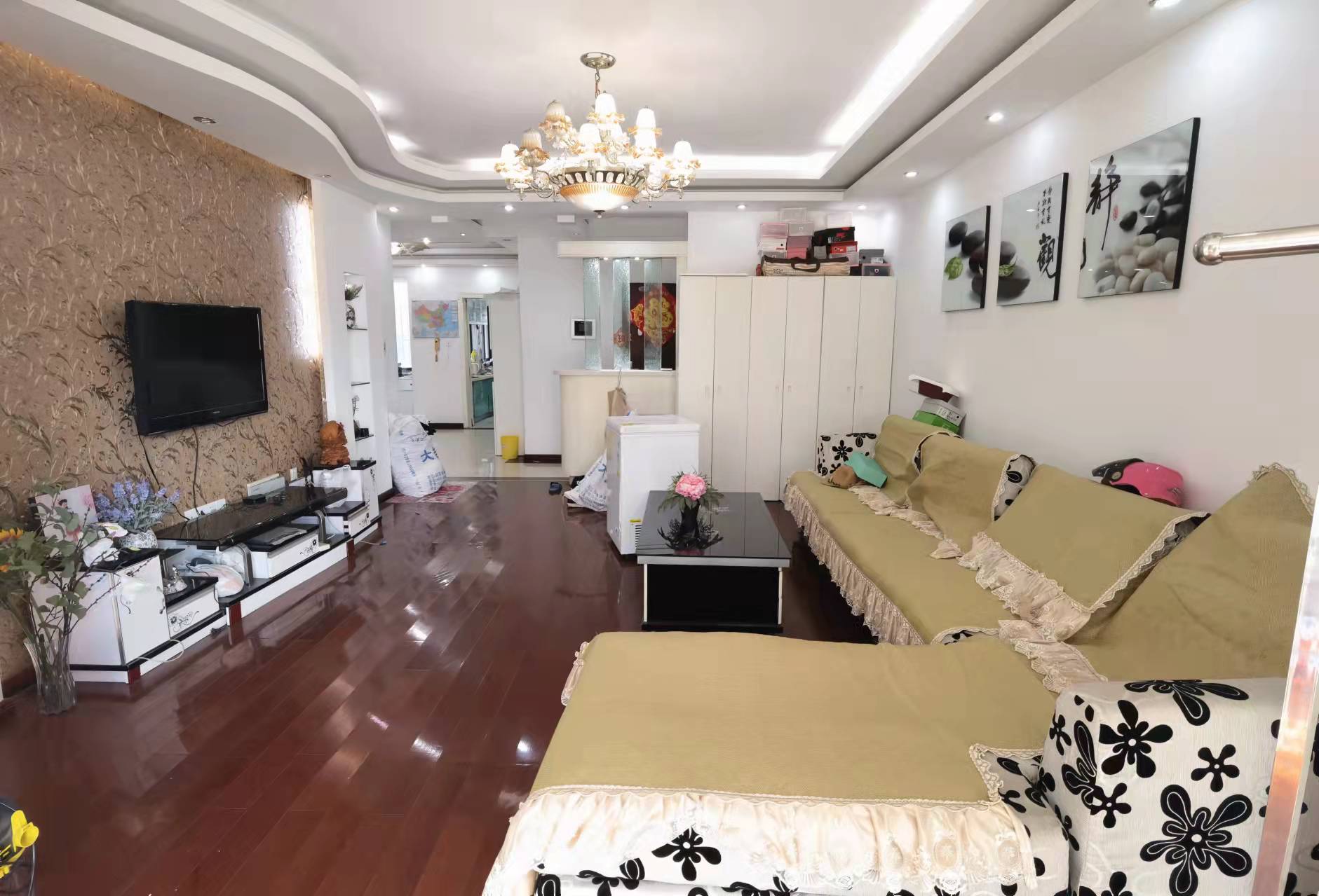 中南世纪城北区 3室2厅2卫 169m&sup2;